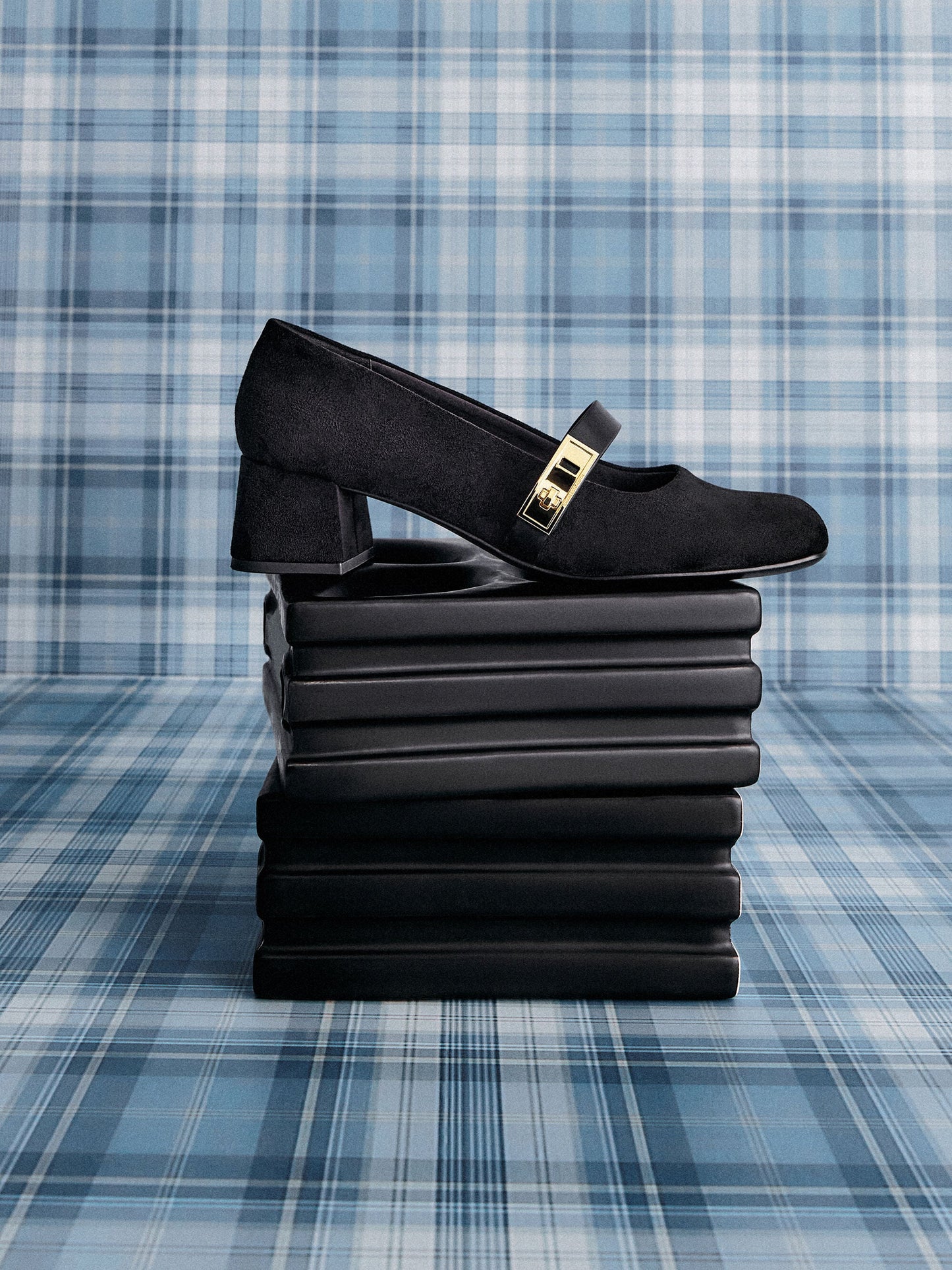 Lando Faux Suede Mary Jane Pumps - Black2 | CHARLES & KEITH
