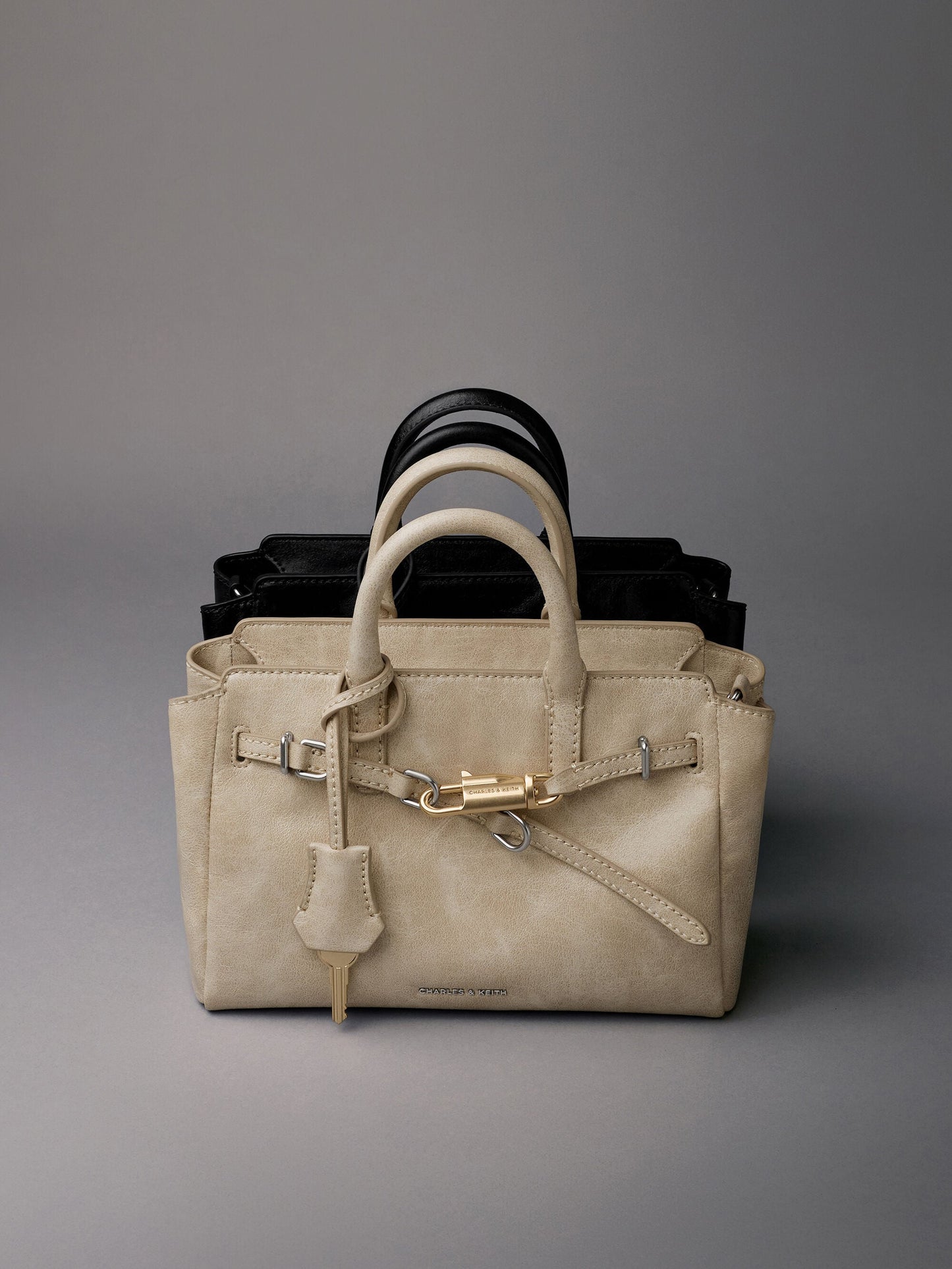 Mini Delfina Belted Tote Bag - Noir | CHARLES & KEITH
