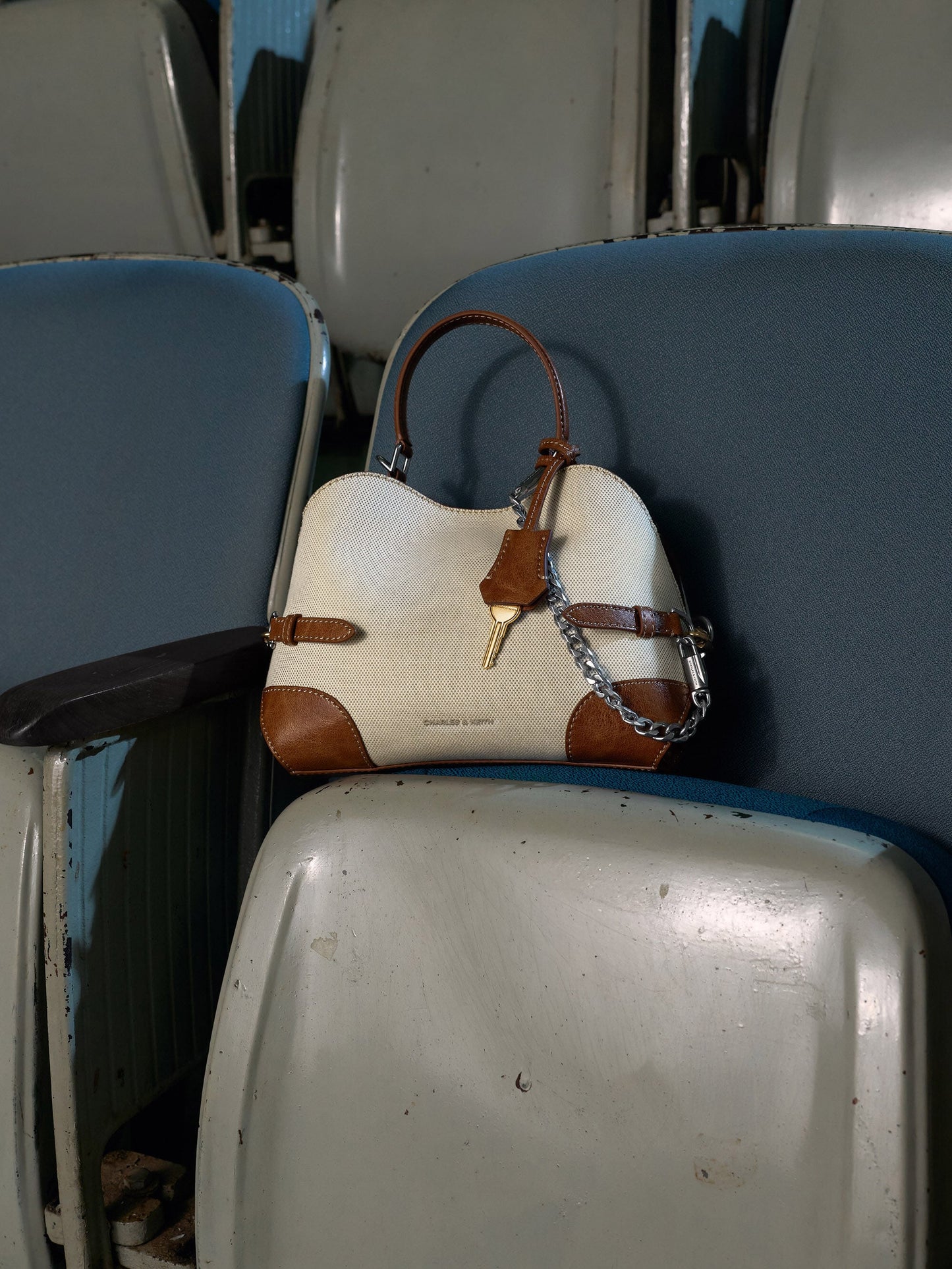 Delfina Canvas Chain Side-Belt Tote Bag - Multi | CHARLES & KEITH