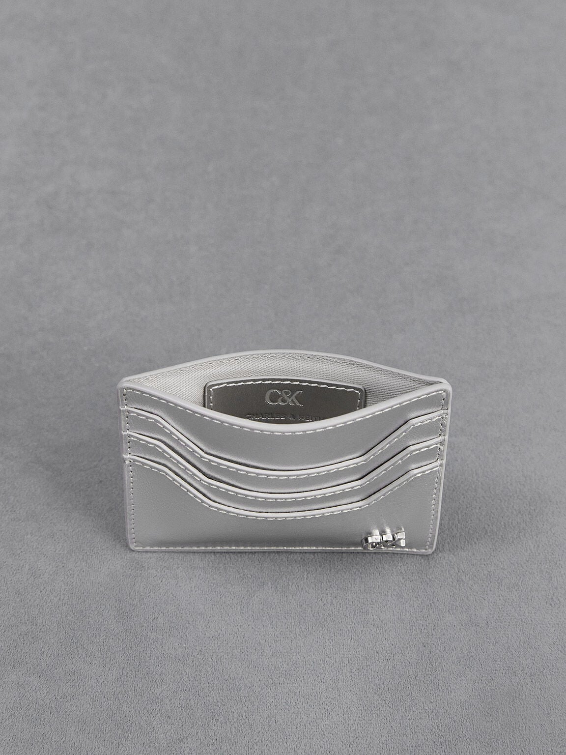 Carli Metallic Leather Multi-Slot Card Holder - Silver | CHARLES & KEITH