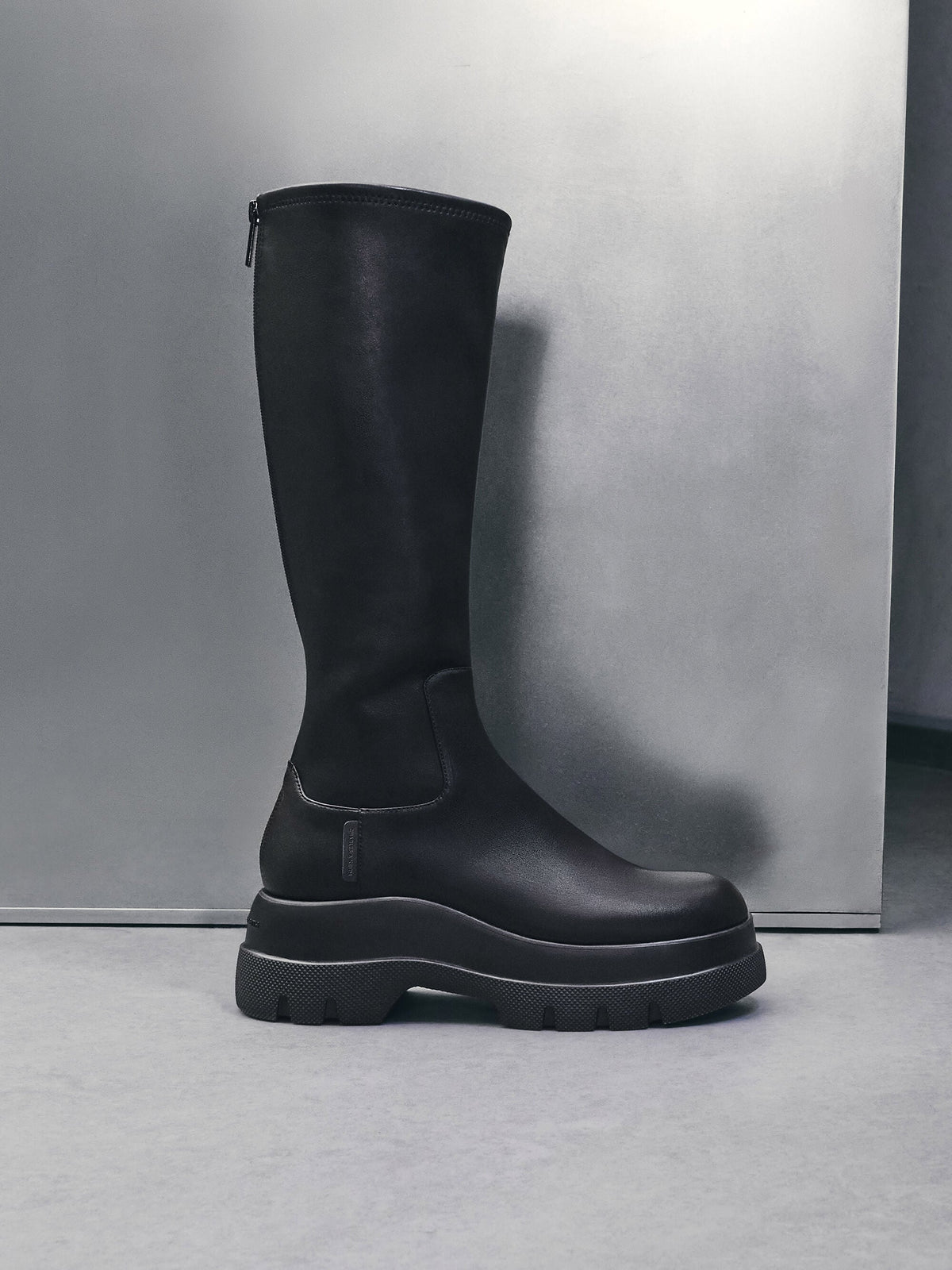Leoi Chunky Knee-High Boots - Black | CHARLES & KEITH