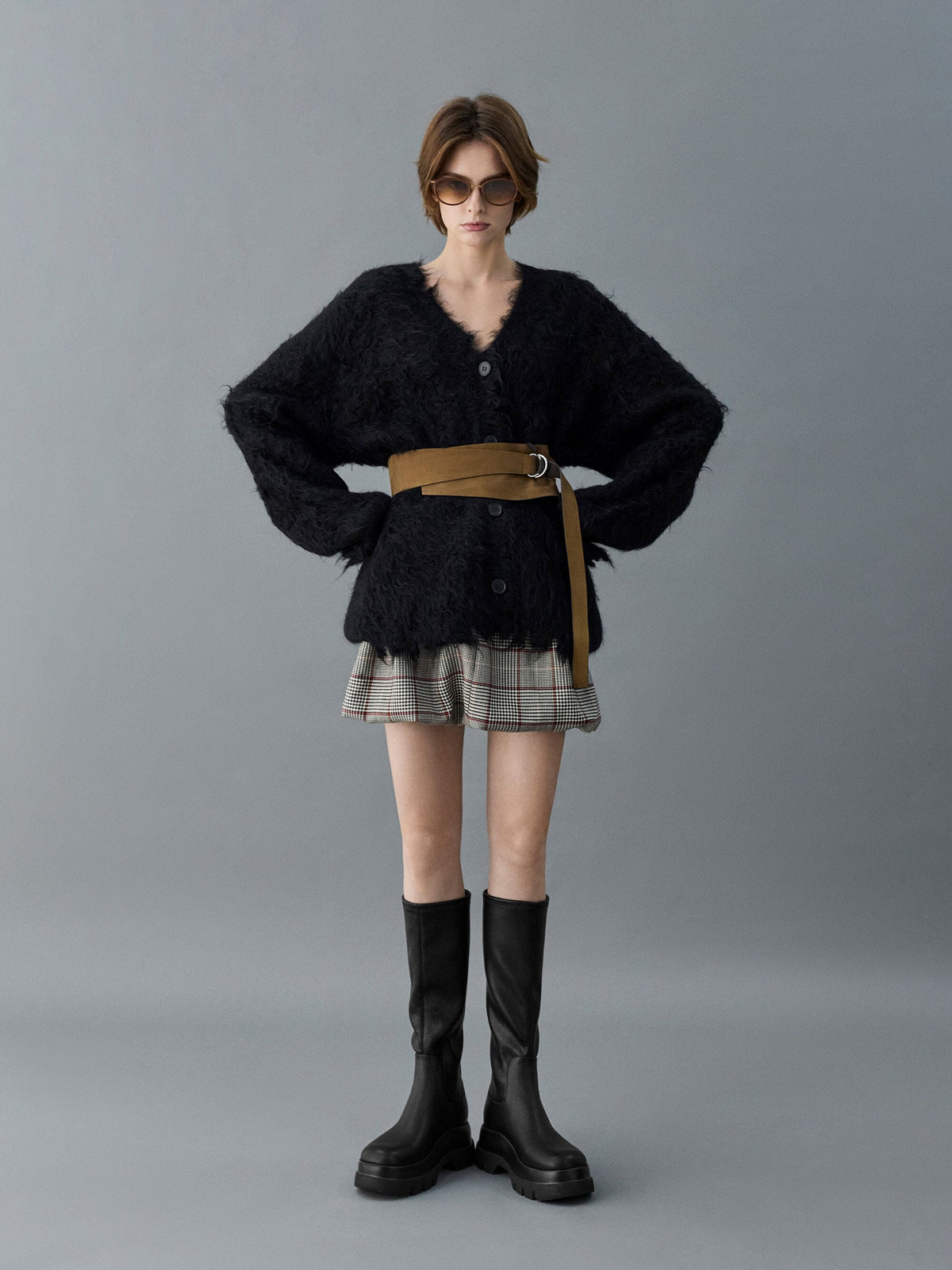 Leoi Chunky Knee-High Boots - Black | CHARLES & KEITH