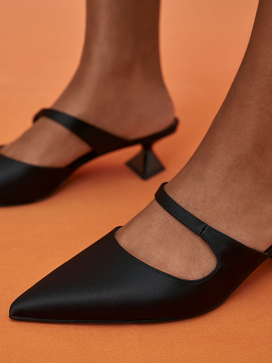 Vada Asymmetric Sculptural Heel Pumps - Black | CHARLES & KEITH