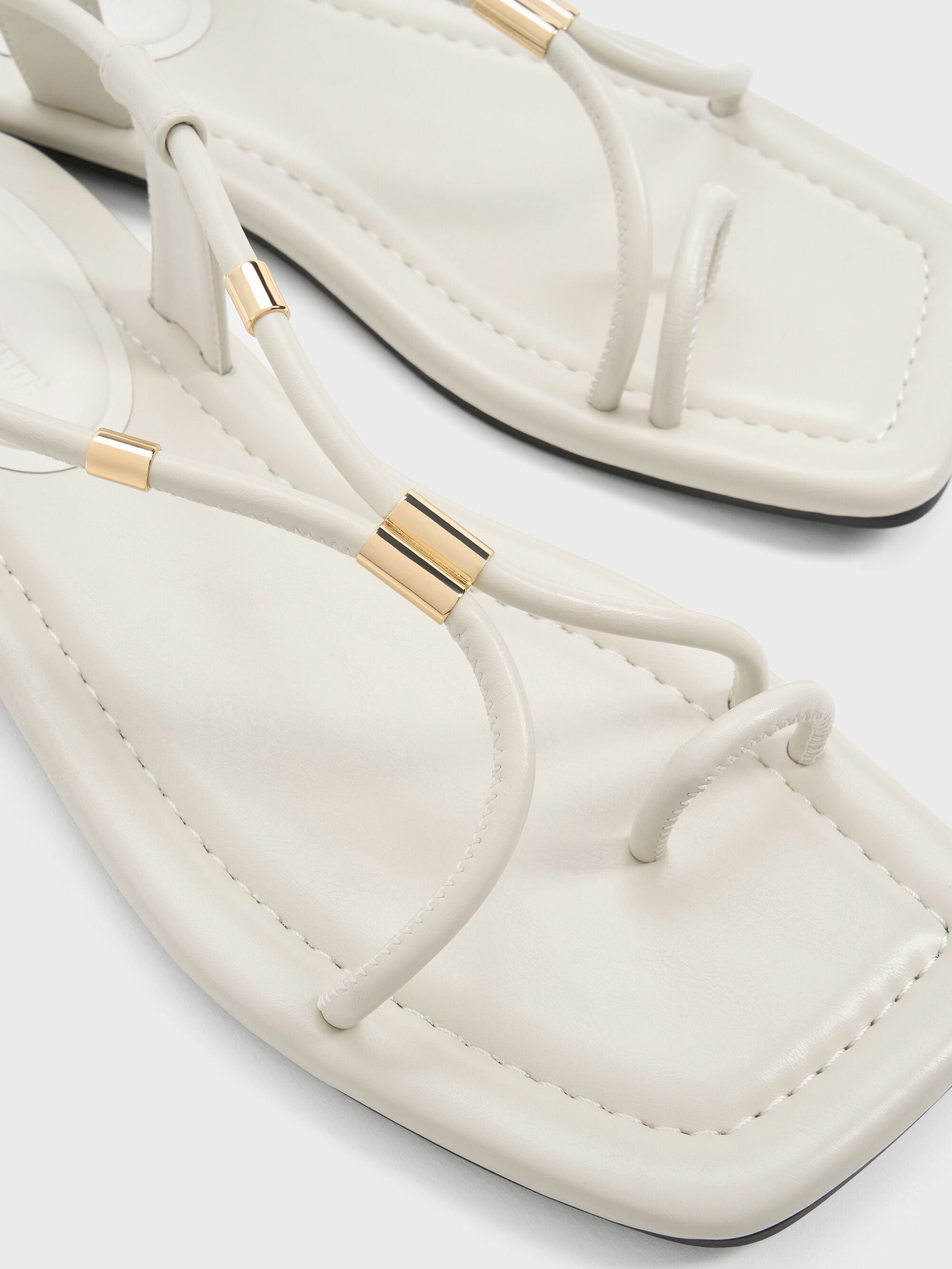 Metallic-Accent Toe-Ring Sandals - Chalk | CHARLES & KEITH