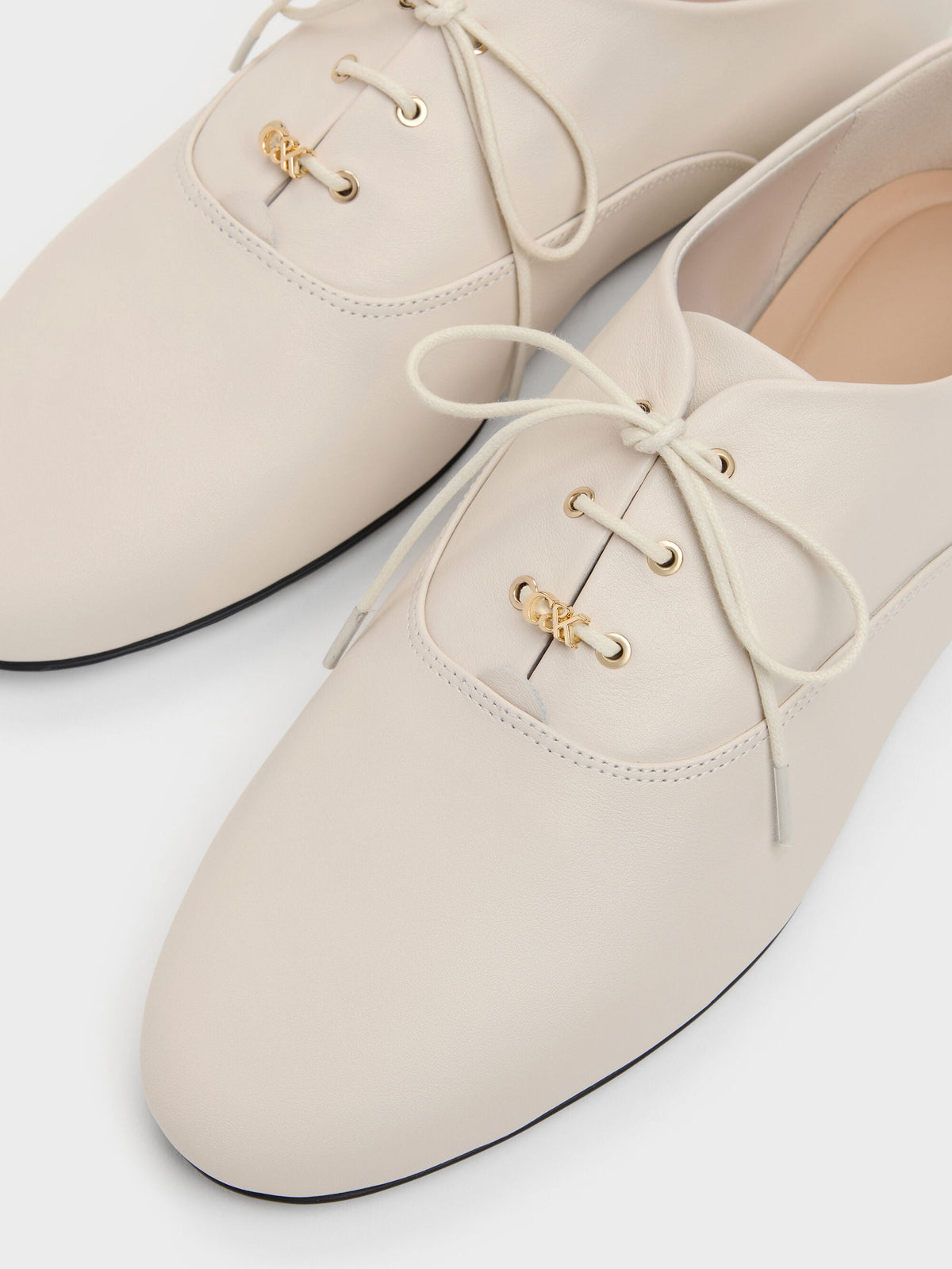 Pippa Leather Derby Flats - Chalk | CHARLES & KEITH