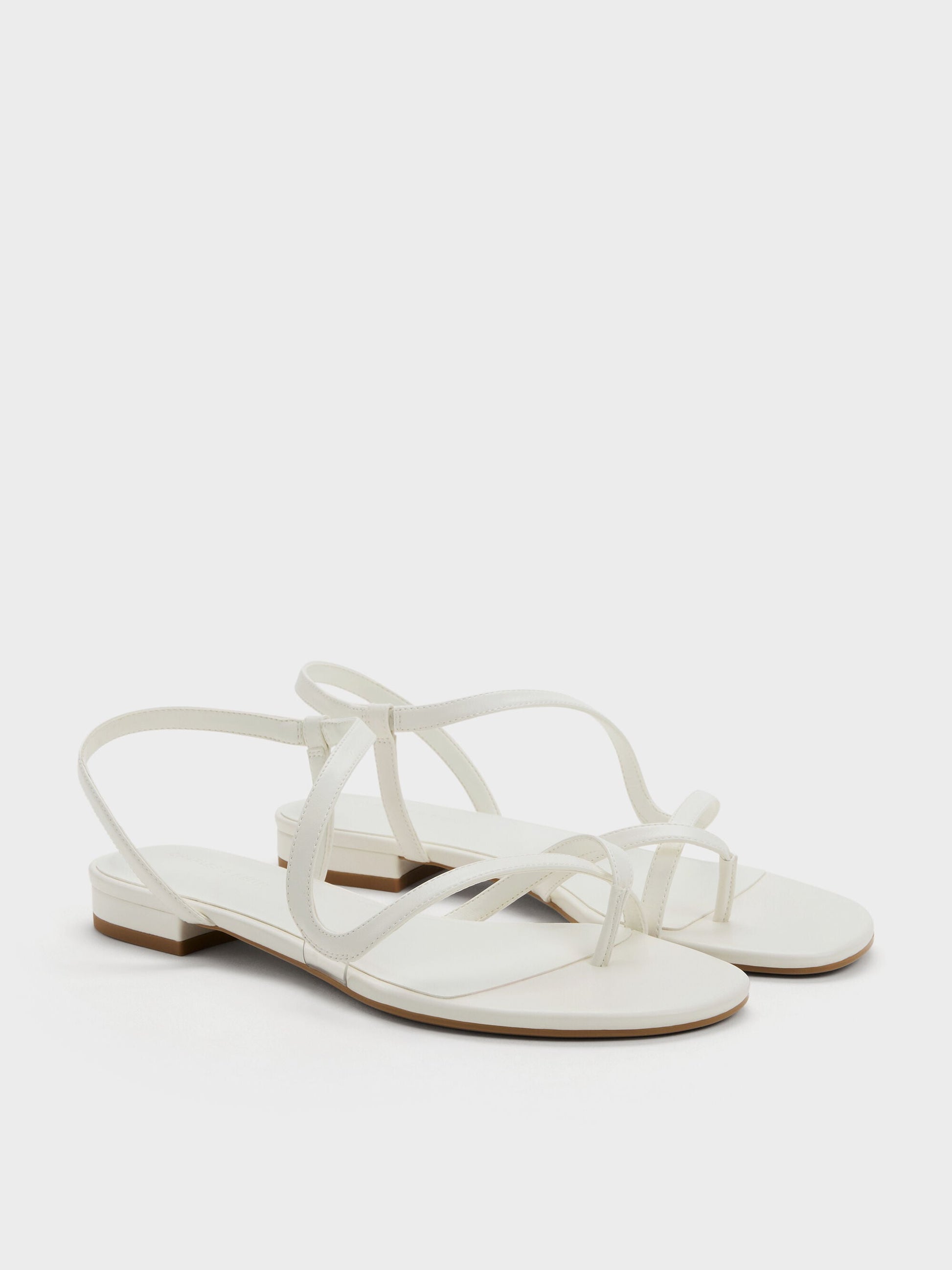 Arden Wavy Toe-Ring Sandals - Chalk | CHARLES & KEITH