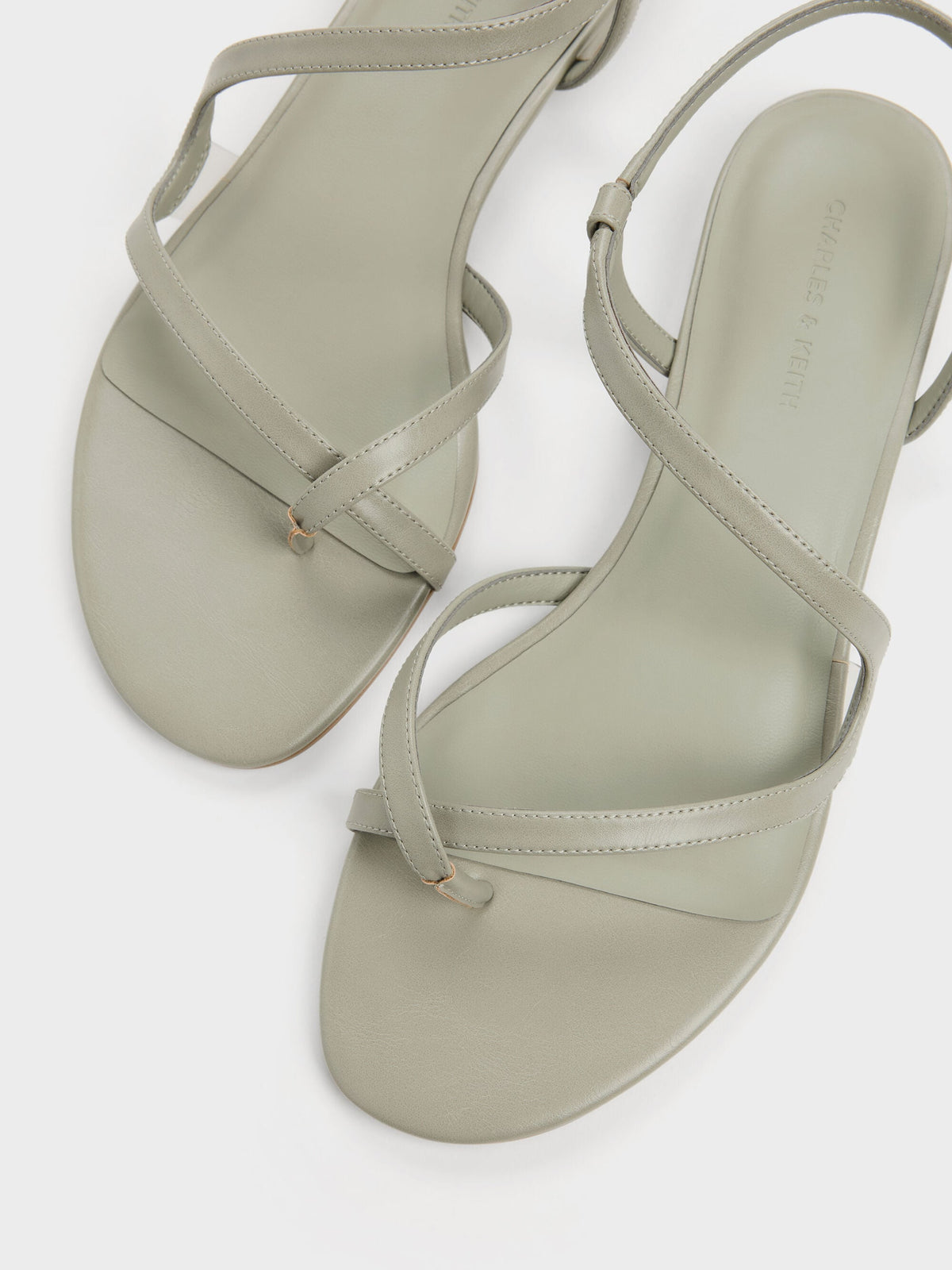 Arden Wavy Toe-Ring Sandals - Mint Green | CHARLES & KEITH