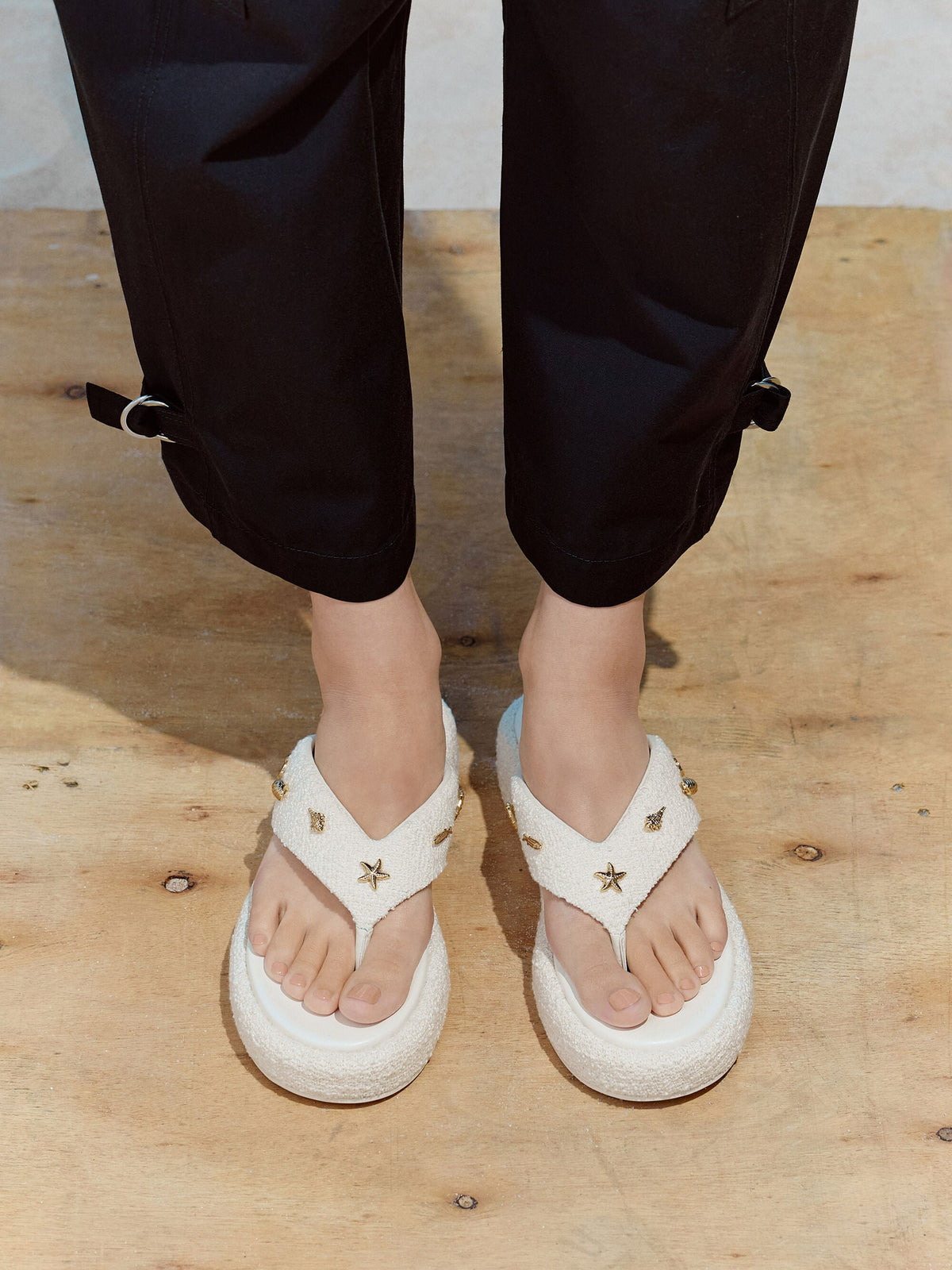 Tweed Beach Flatform Thong Sandals - Chalk | CHARLES & KEITH