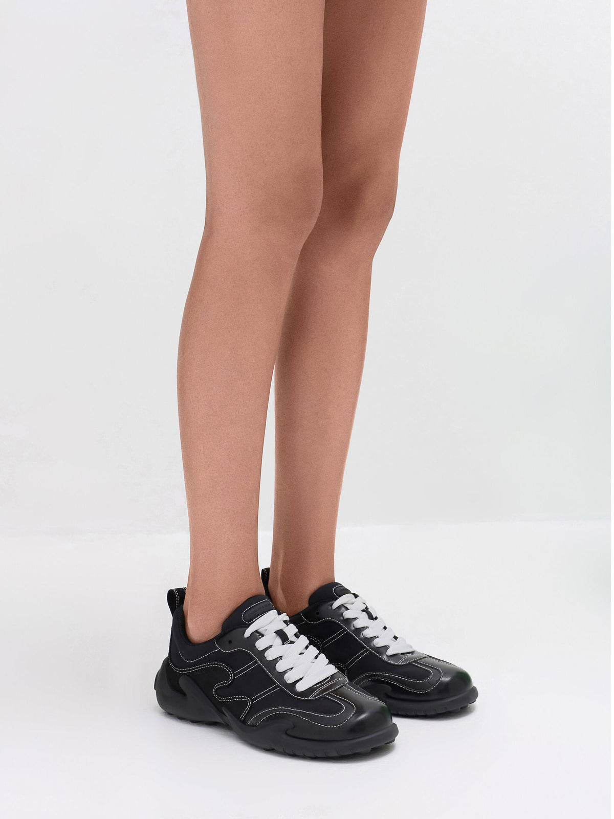 Minette Low-Top Sneakers - Black Textured | CHARLES & KEITH