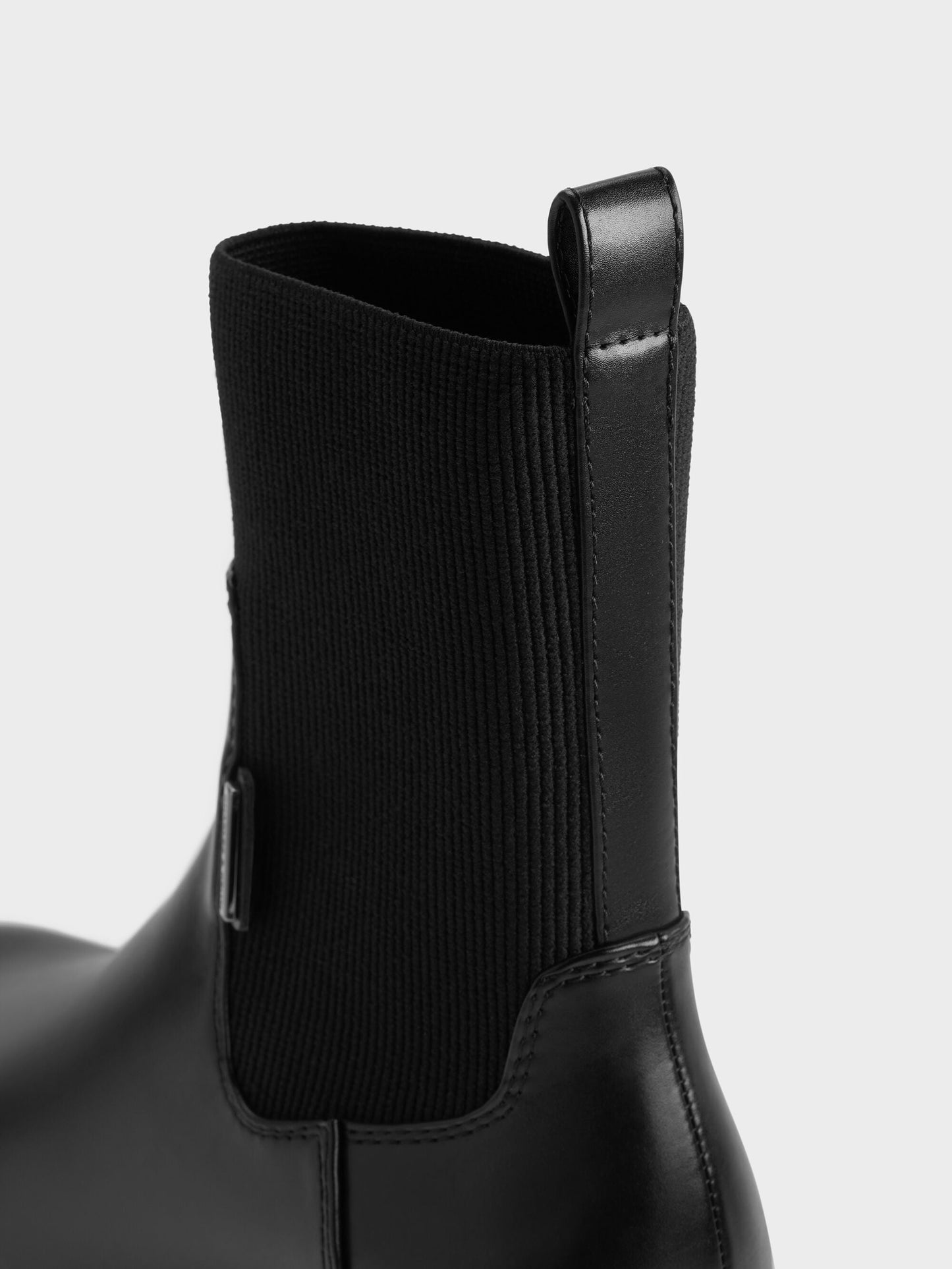 Remy Ridged-Sole Chelsea Boots - Black | CHARLES & KEITH