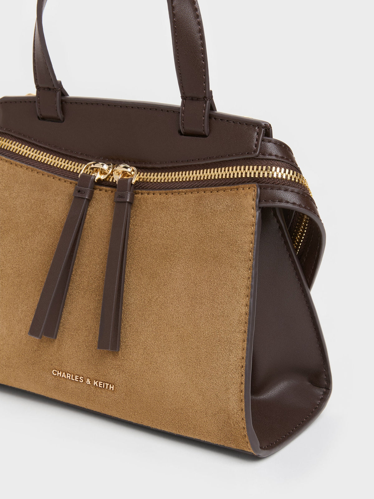 Pansy Two-Tone Trapeze Top Handle Bag - Sahara Sand | CHARLES & KEITH