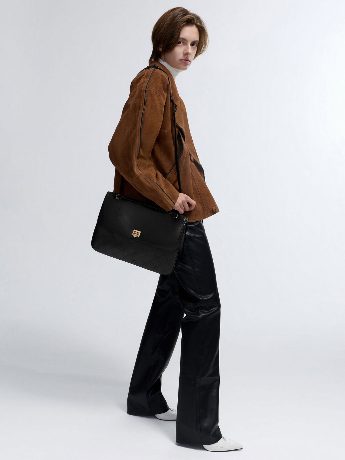 Connie Quilted Shoulder Bag - Black | CHARLES & KEITH