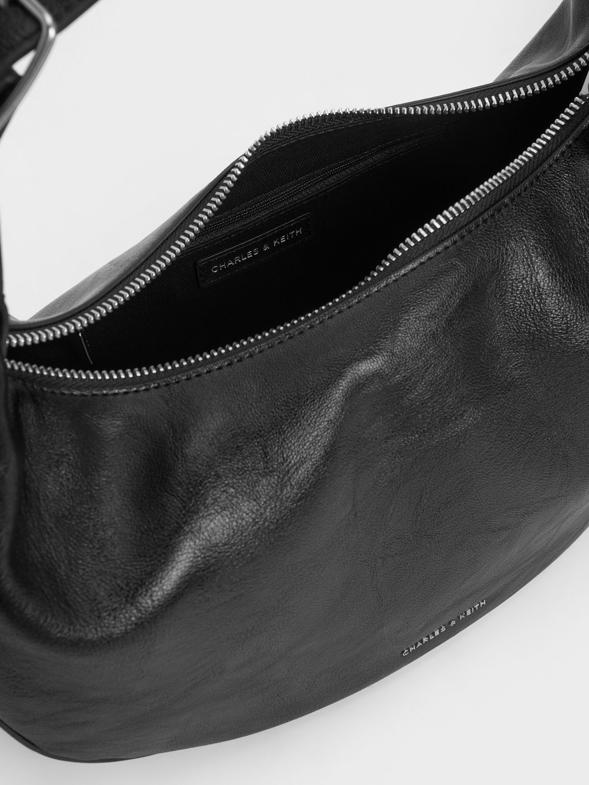 Large Vega Hobo Bag - Noir | CHARLES & KEITH