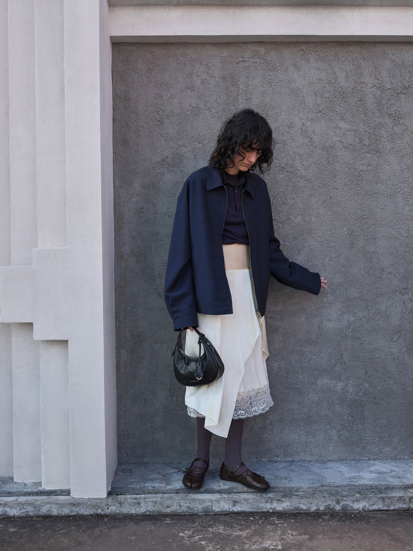 Vega Hobo Bag - Noir | CHARLES & KEITH