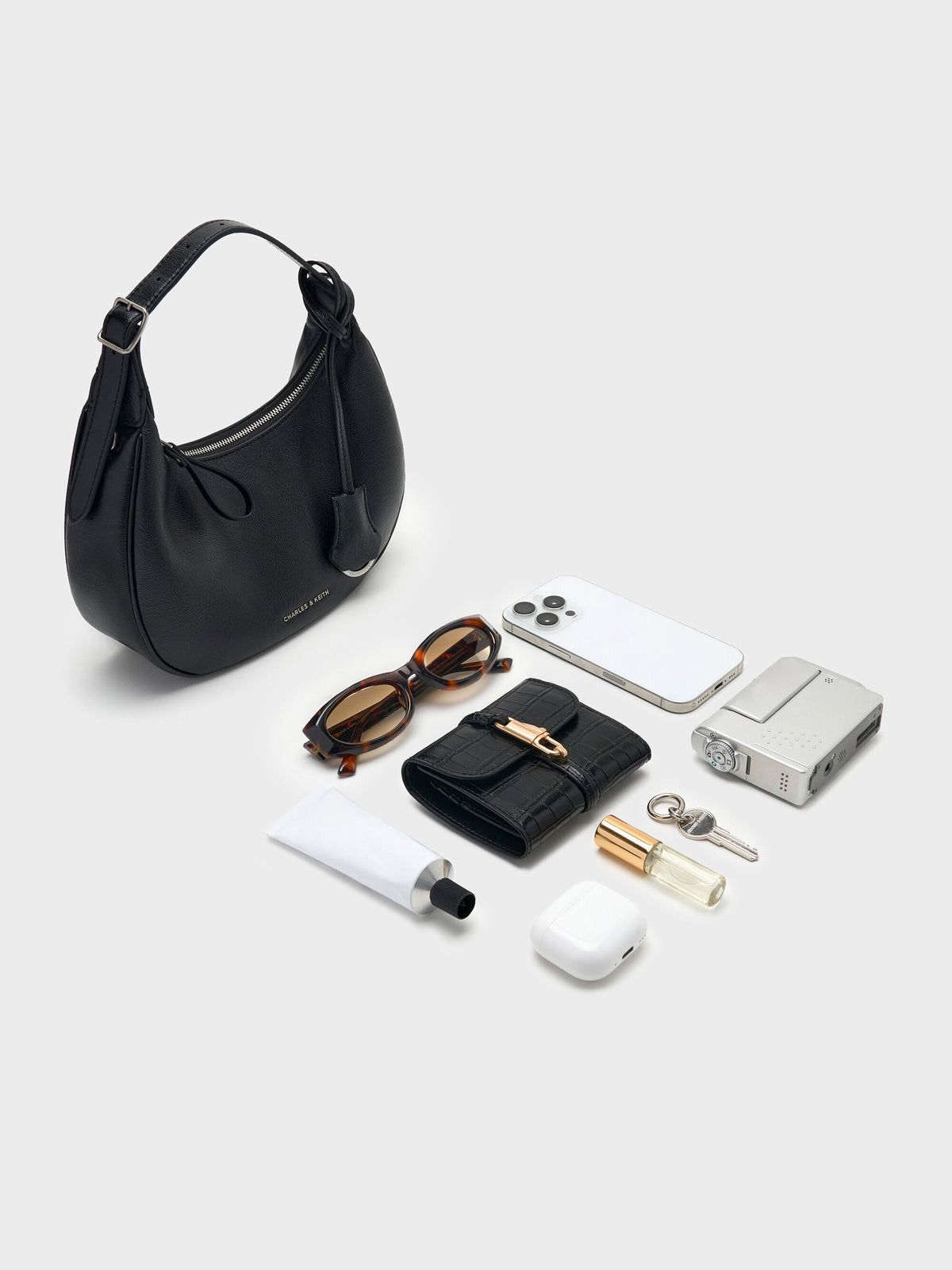 Vega Hobo Bag - Noir | CHARLES & KEITH