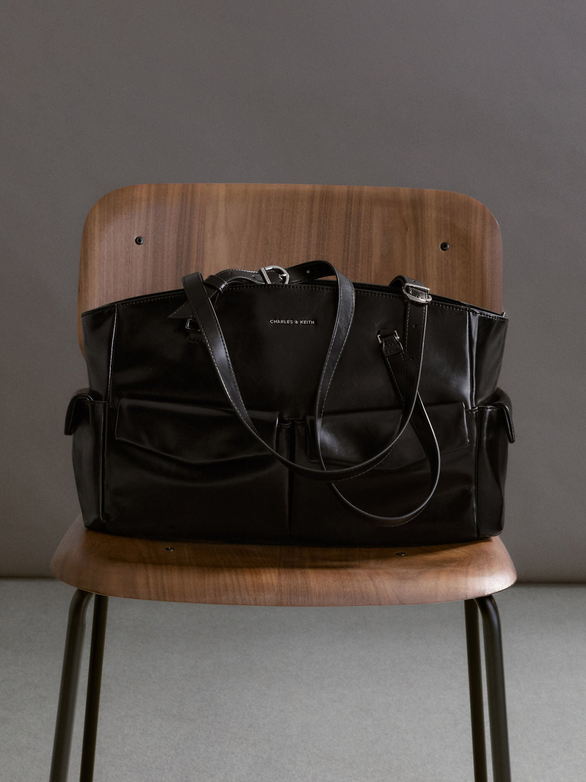 Rachel Multi-Pocket Tote Bag - Noir | CHARLES & KEITH