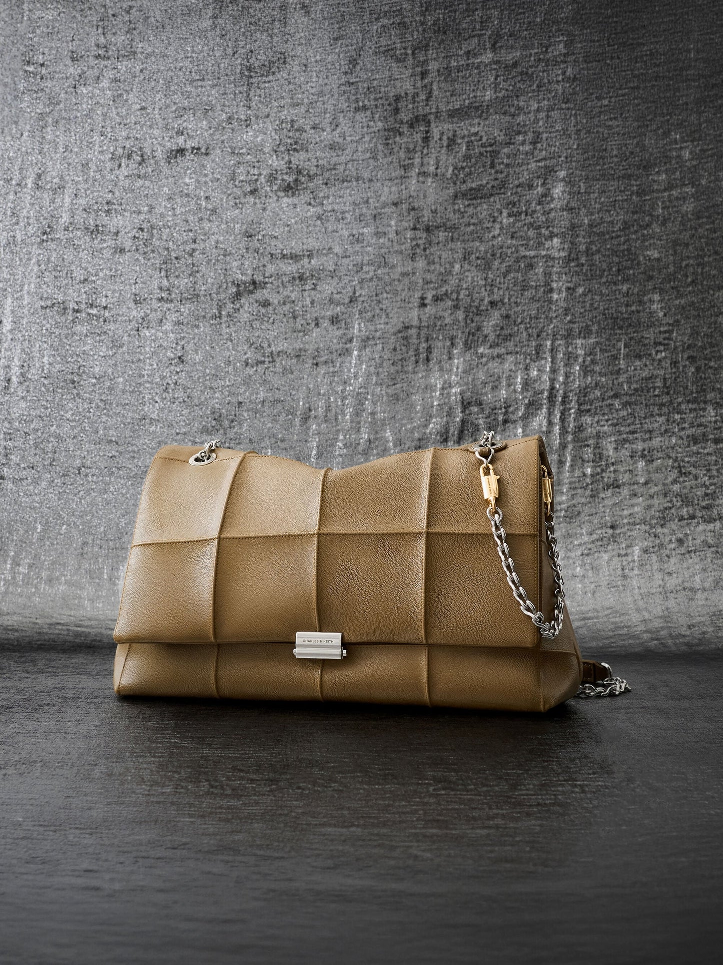 Large Delfina Quilted Chain-Strap Shoulder Bag - Walnut Brown | CHARLES & KEITH