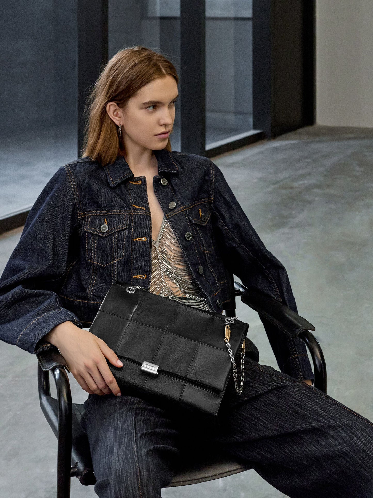 Large Delfina Quilted Chain-Strap Shoulder Bag - Black | CHARLES & KEITH