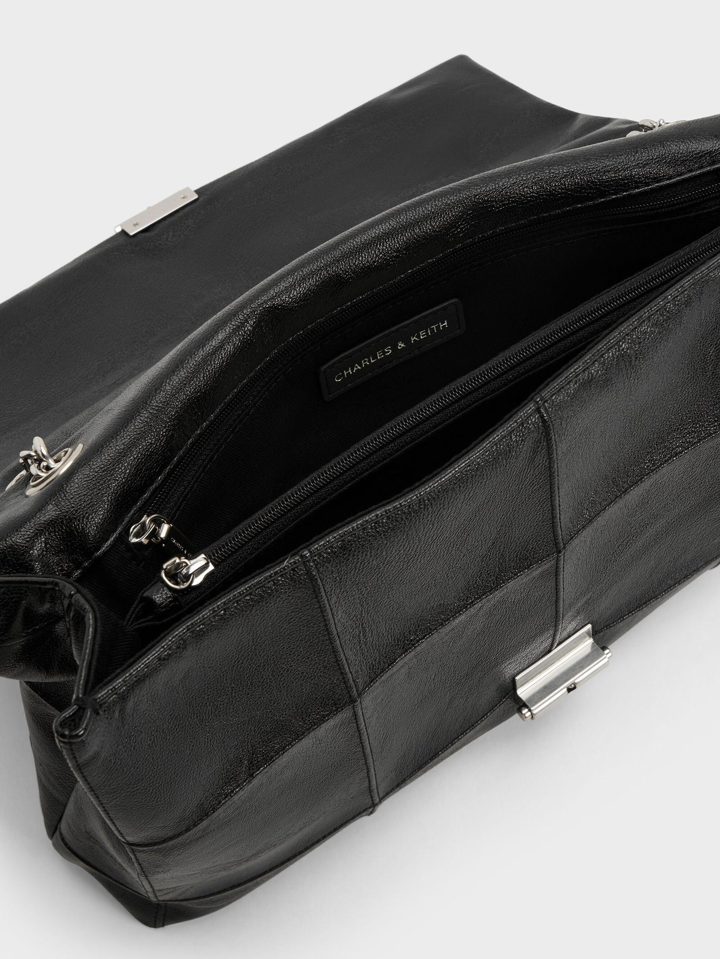 Large Delfina Quilted Chain-Strap Shoulder Bag - Black | CHARLES & KEITH