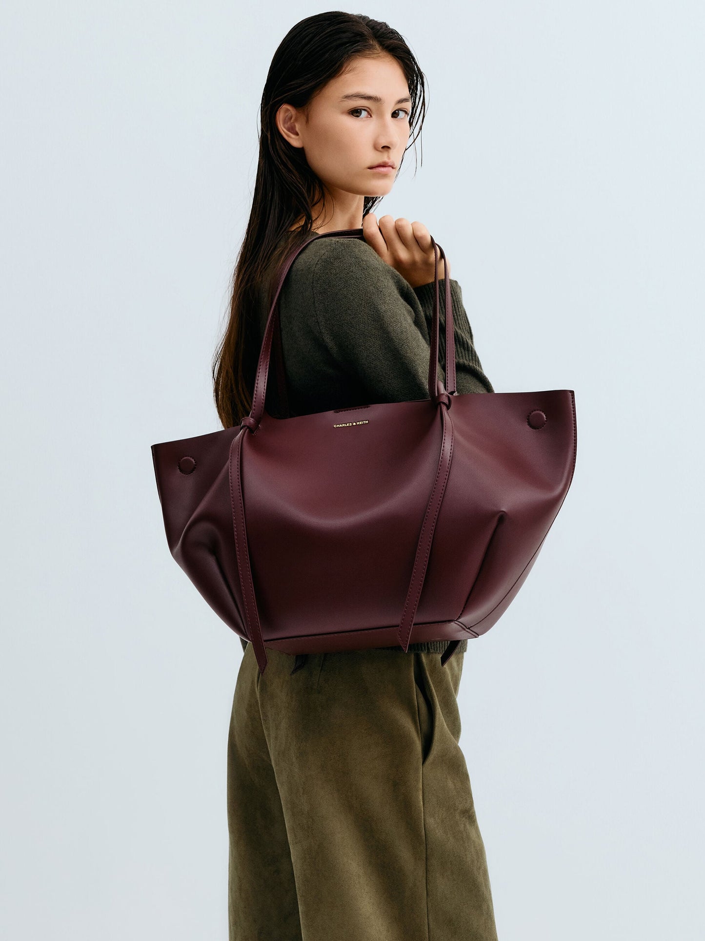 XL Calla Tote Bag - Wineberry Red | CHARLES & KEITH