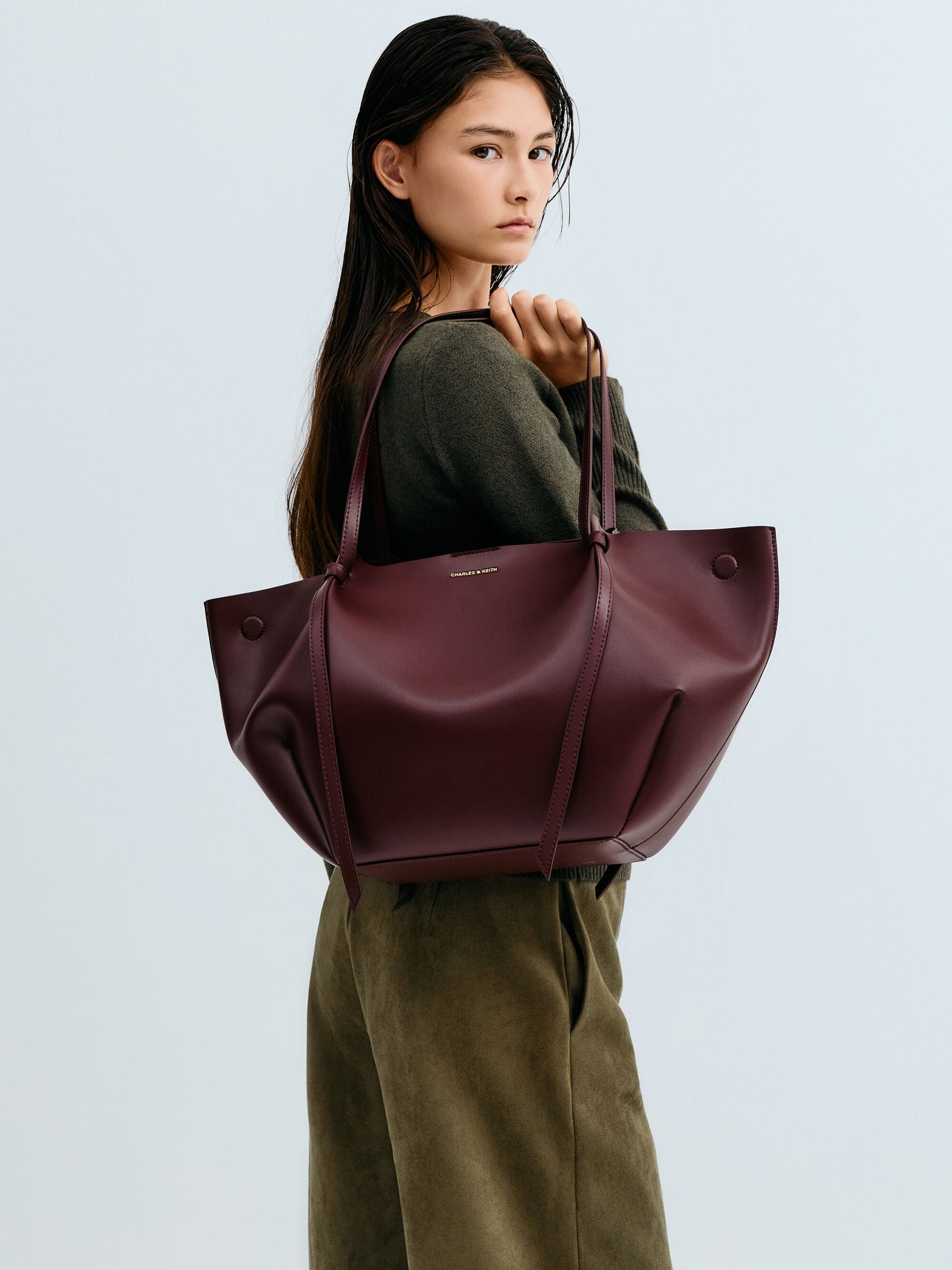 XL Calla Tote Bag - Wineberry Red | CHARLES & KEITH