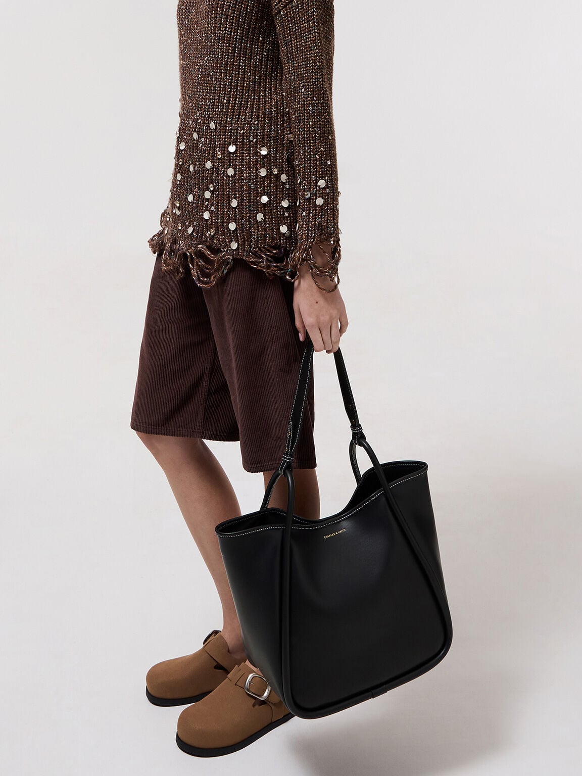 Lyla Tubular Slouchy Tote Bag - Black | CHARLES & KEITH