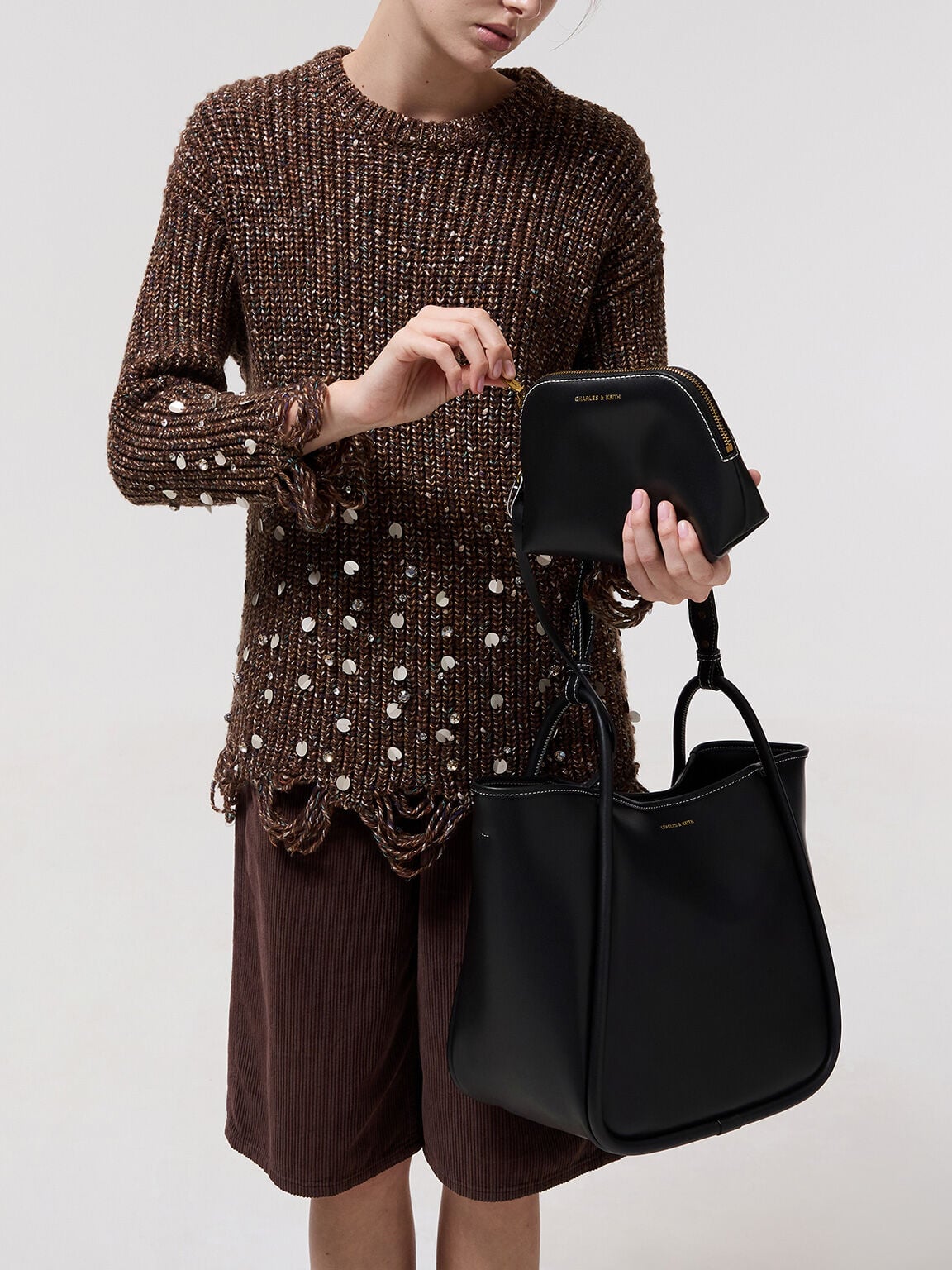 Lyla Tubular Slouchy Tote Bag - Black | CHARLES & KEITH