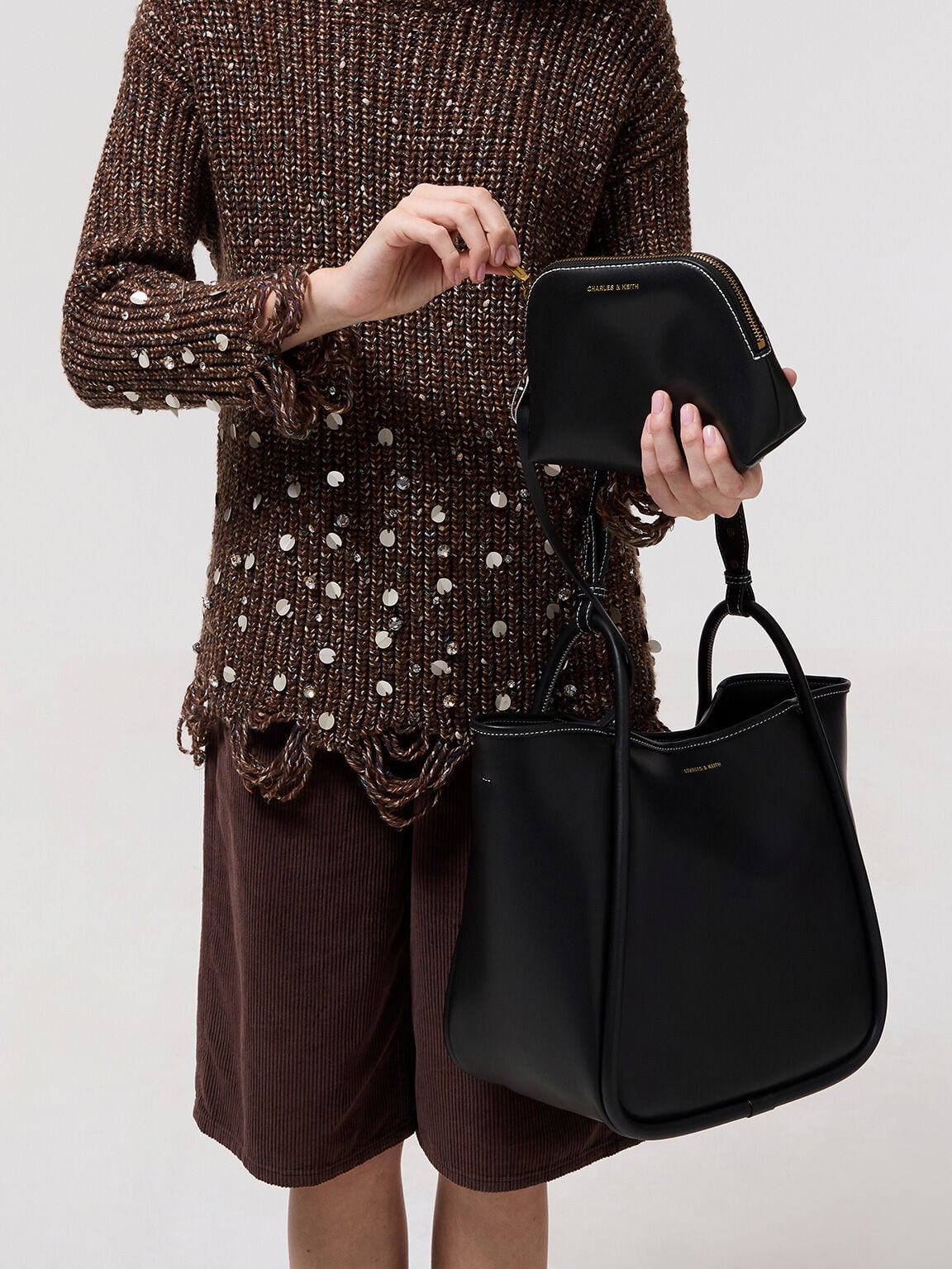 Lyla Tubular Slouchy Tote Bag - Black | CHARLES & KEITH