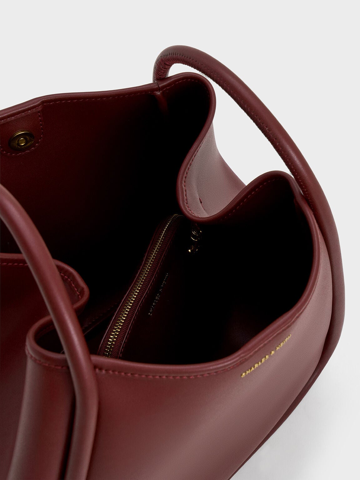 Lyla Tubular Slouchy Tote Bag - Mulberry Plum | CHARLES & KEITH