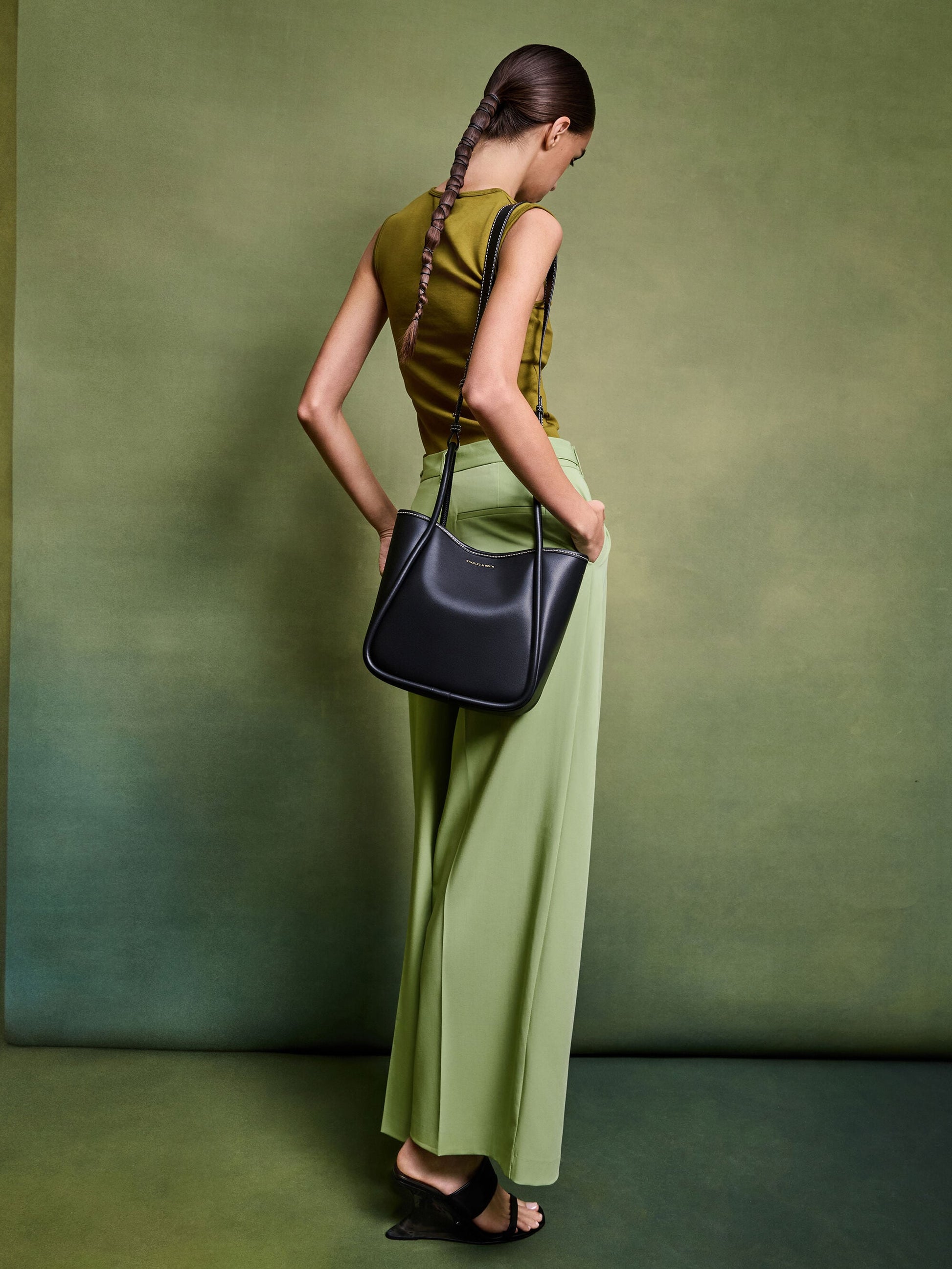 Mini Lyla Tubular Tote Bag - Black | CHARLES & KEITH