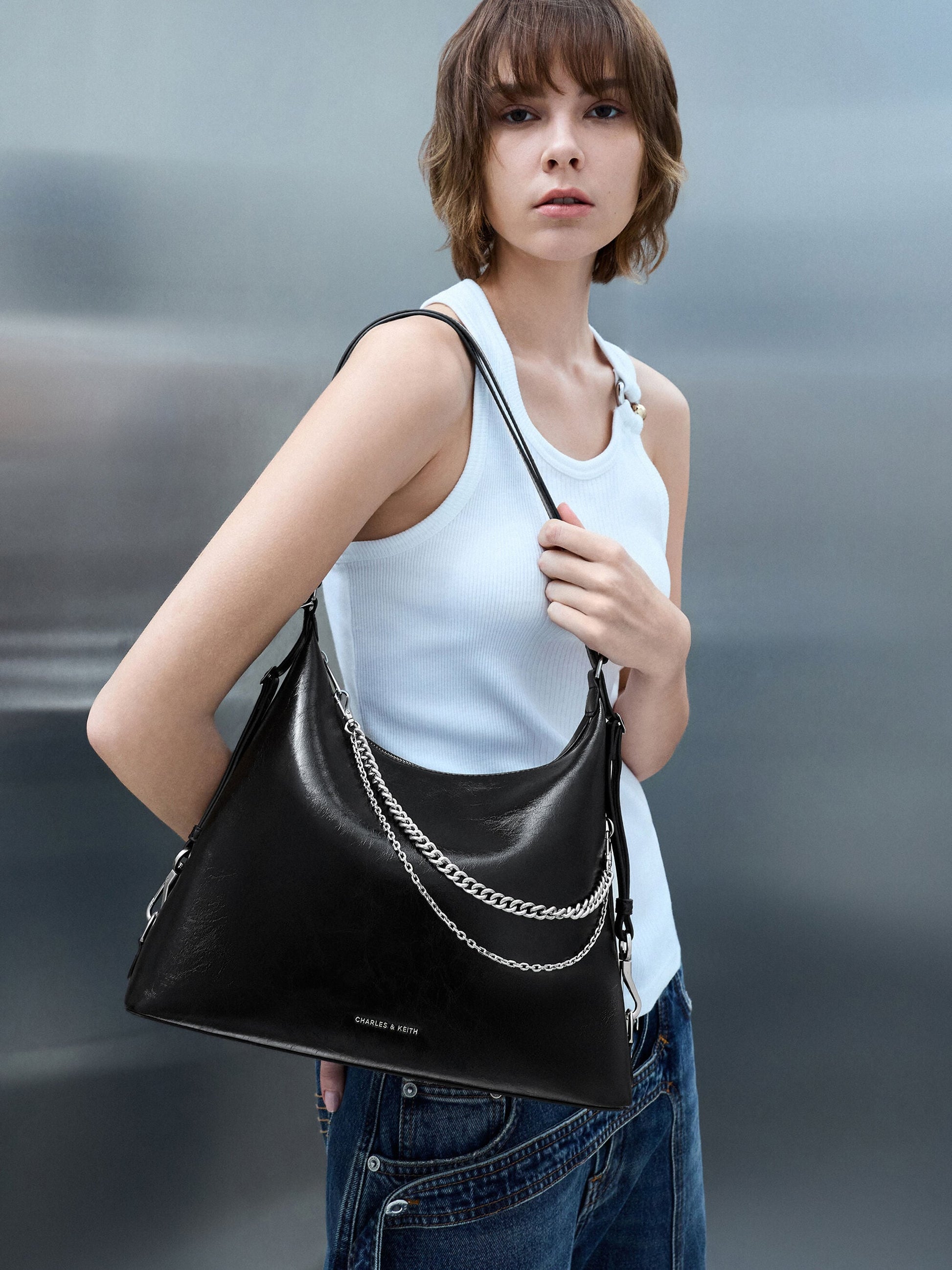 Atwood Chain Convertible Hobo Bag - Noir | CHARLES & KEITH