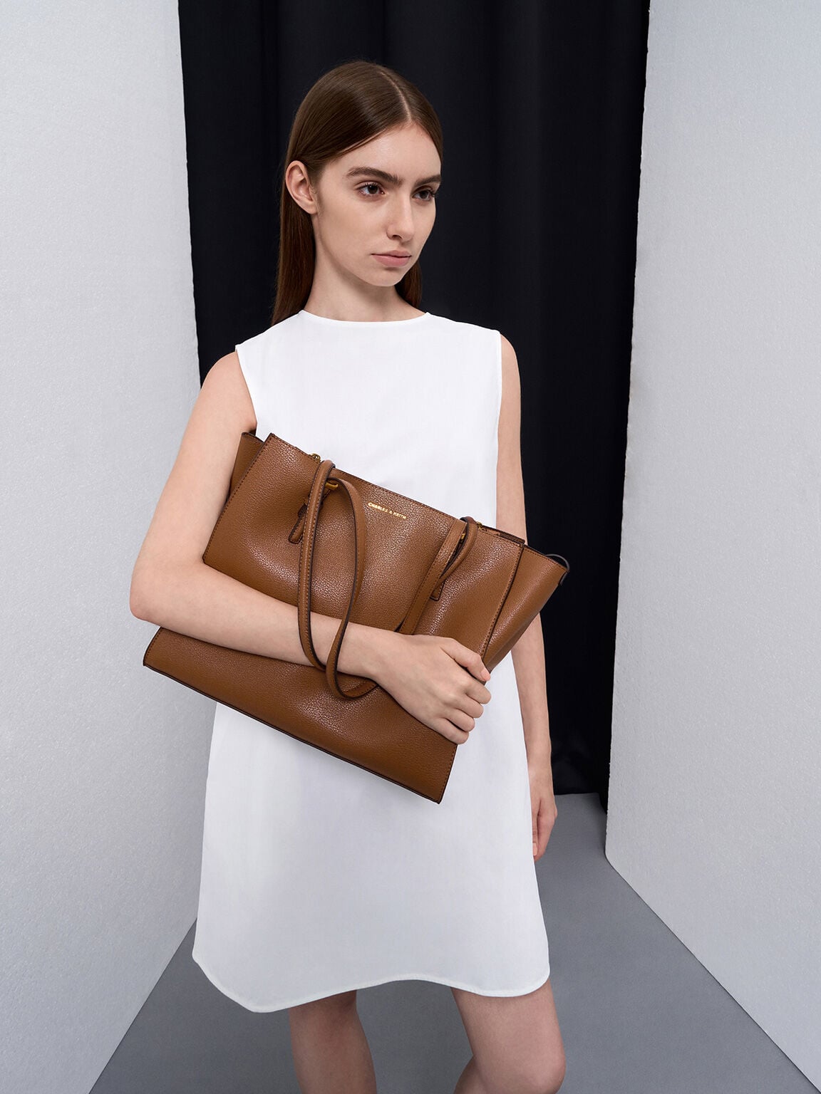 Sansa Tote Bag - Chocolate | CHARLES & KEITH