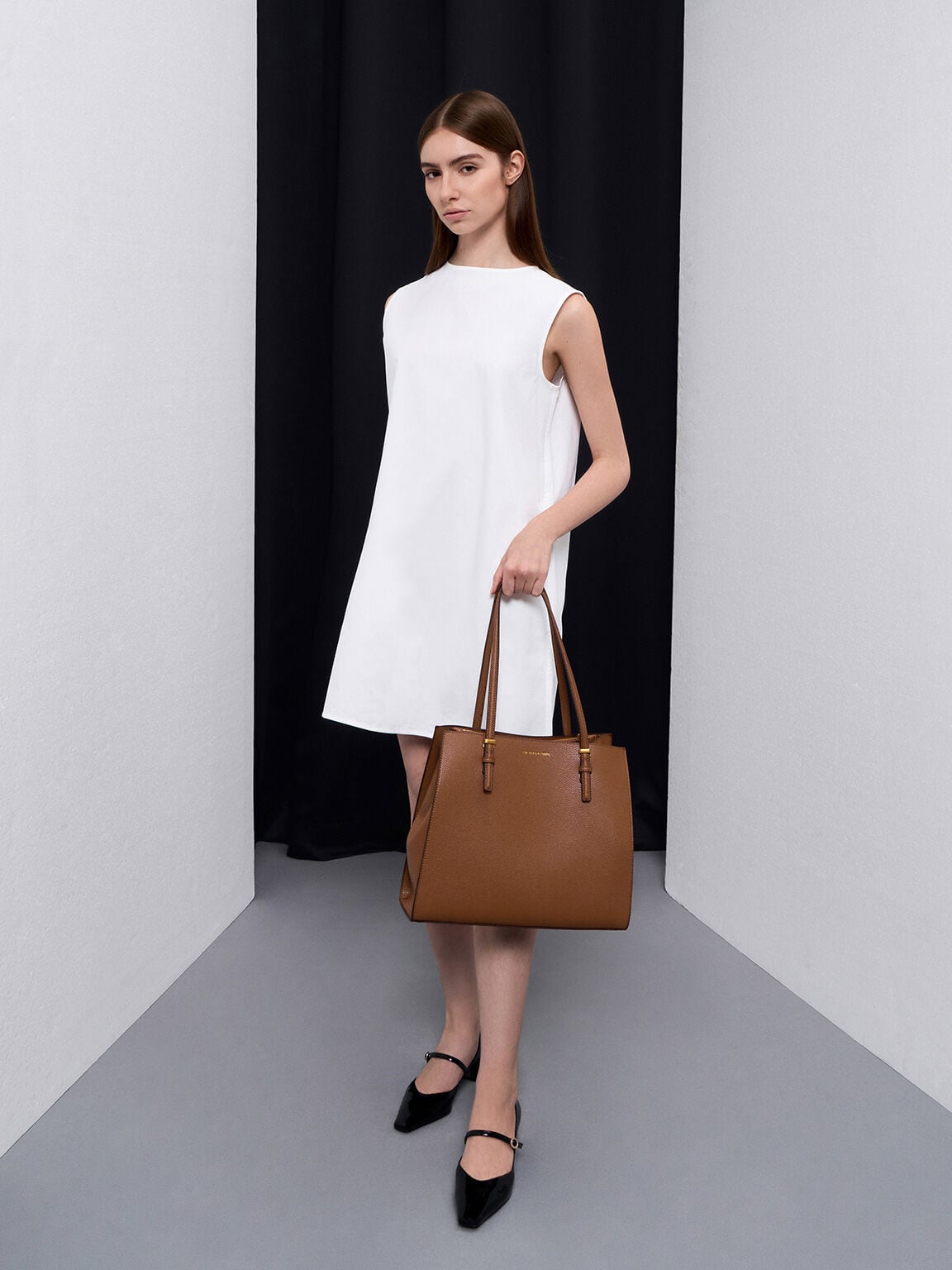 Sansa Tote Bag - Chocolate | CHARLES & KEITH