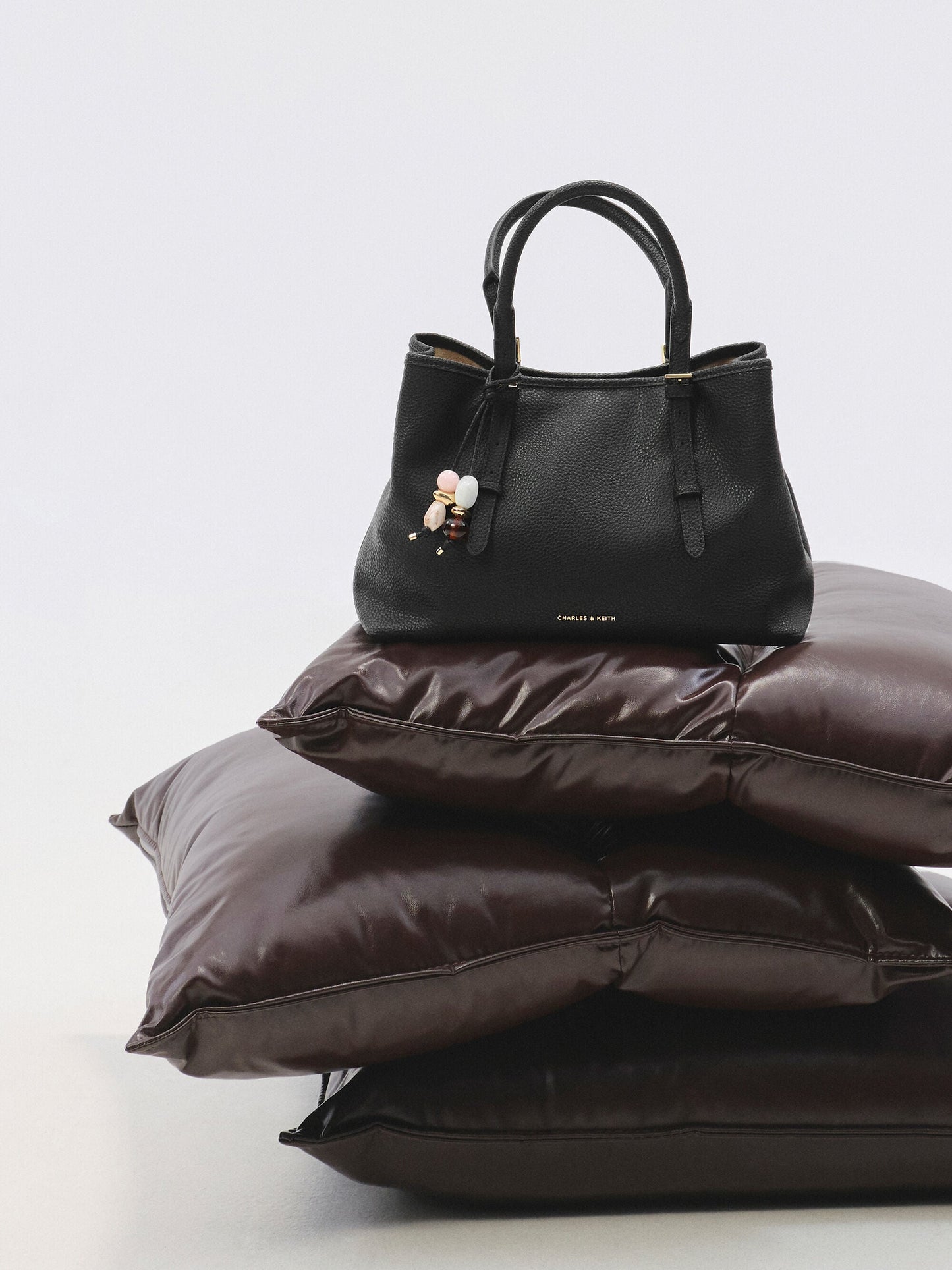 Baral Bead-Charm Tote Bag - Black | CHARLES & KEITH