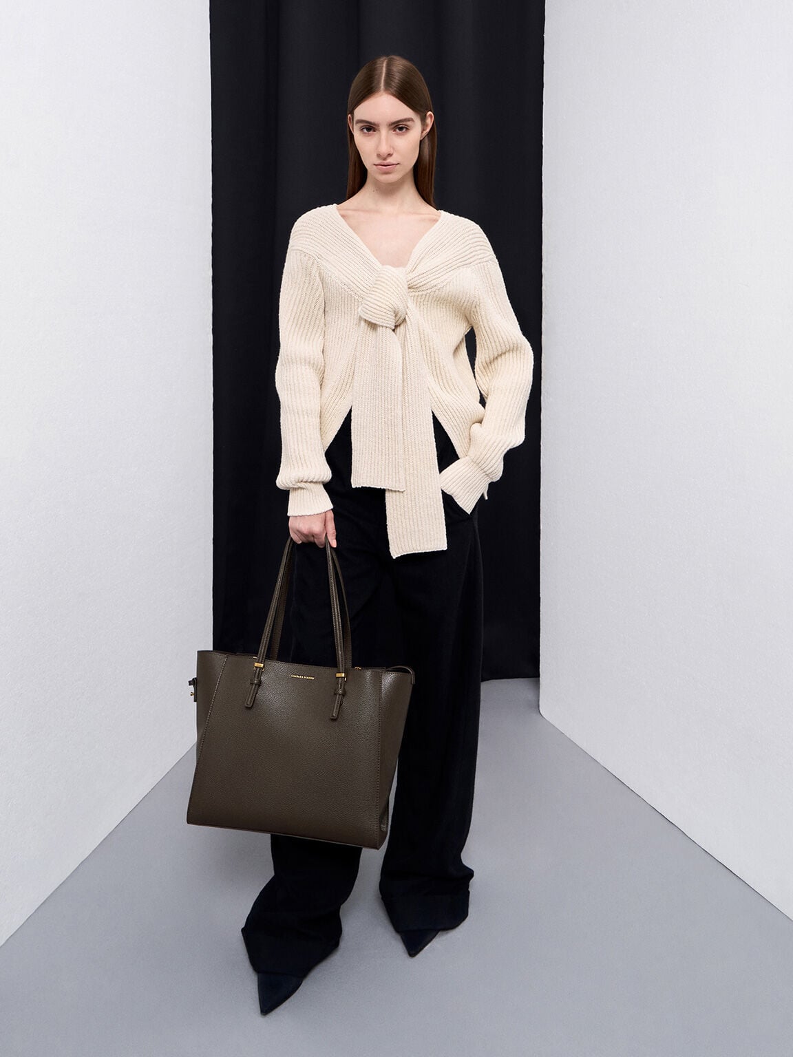 Sansa Tote Bag - Dark Moss | CHARLES & KEITH