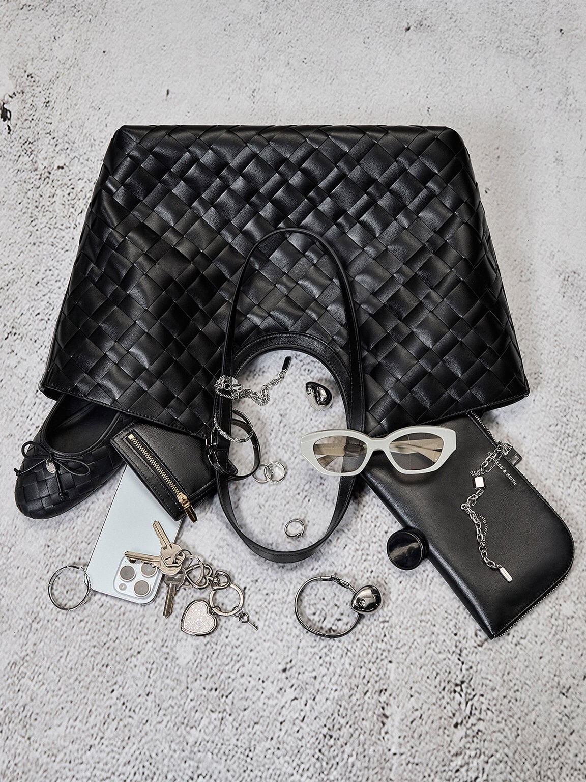 Ivette Woven Tote Bag - Noir | CHARLES & KEITH