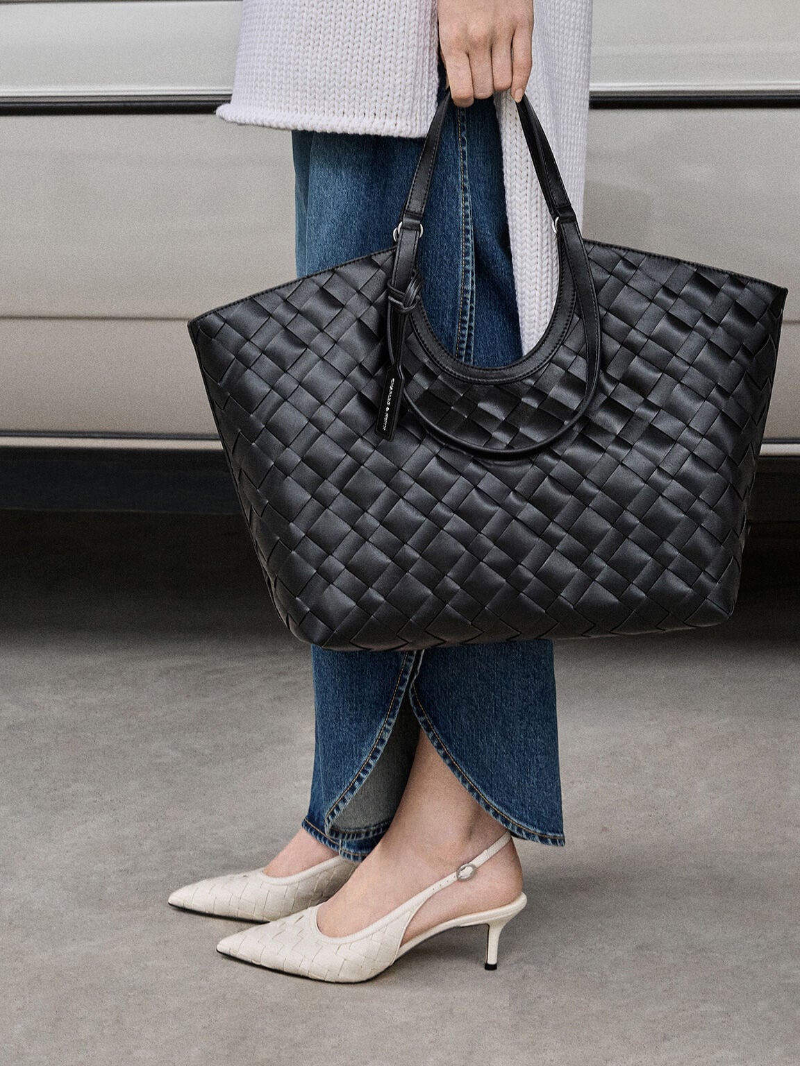 Ivette Woven Tote Bag - Noir | CHARLES & KEITH