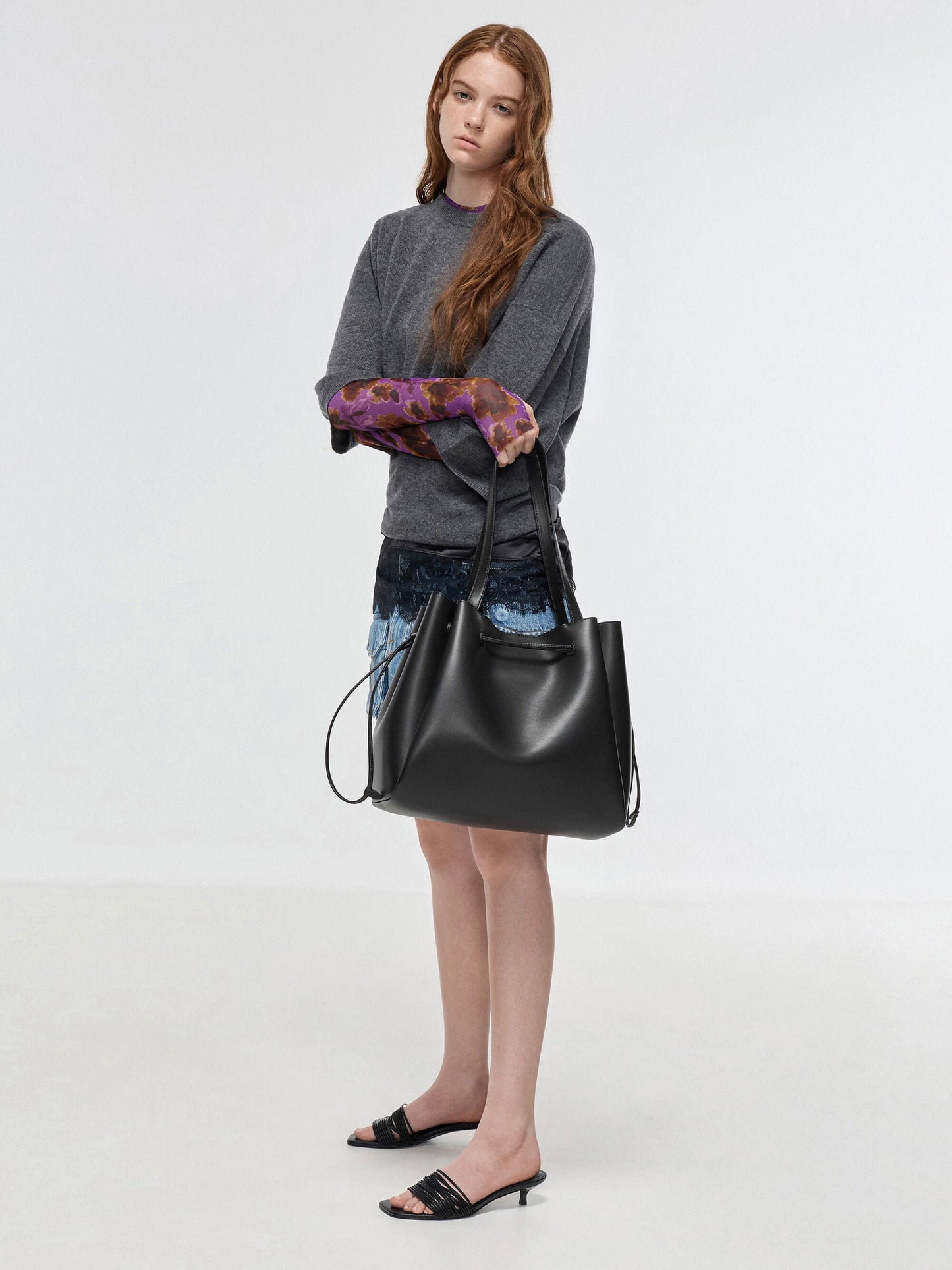 Hanya Drawstring Tote Bag - Jet Black | CHARLES & KEITH