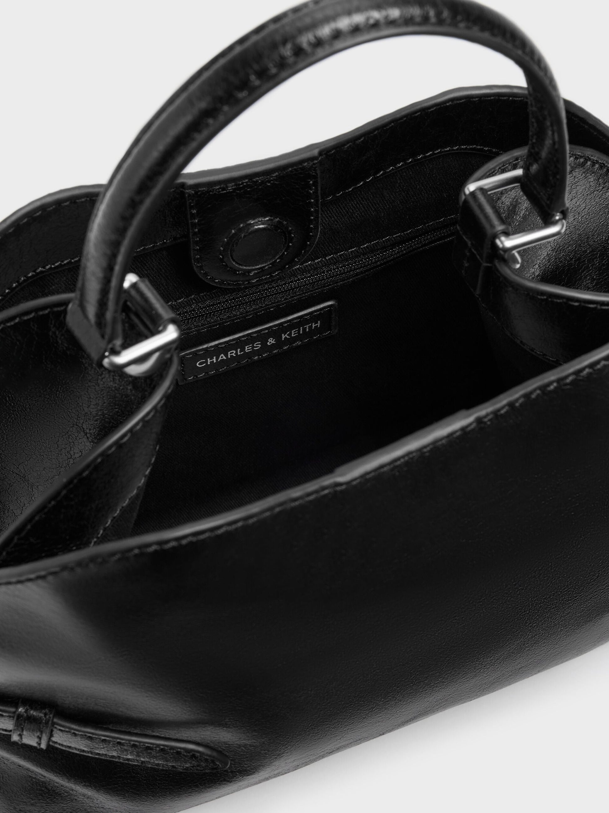 Delfina Chain Side-Belt Tote Bag - Noir | CHARLES & KEITH