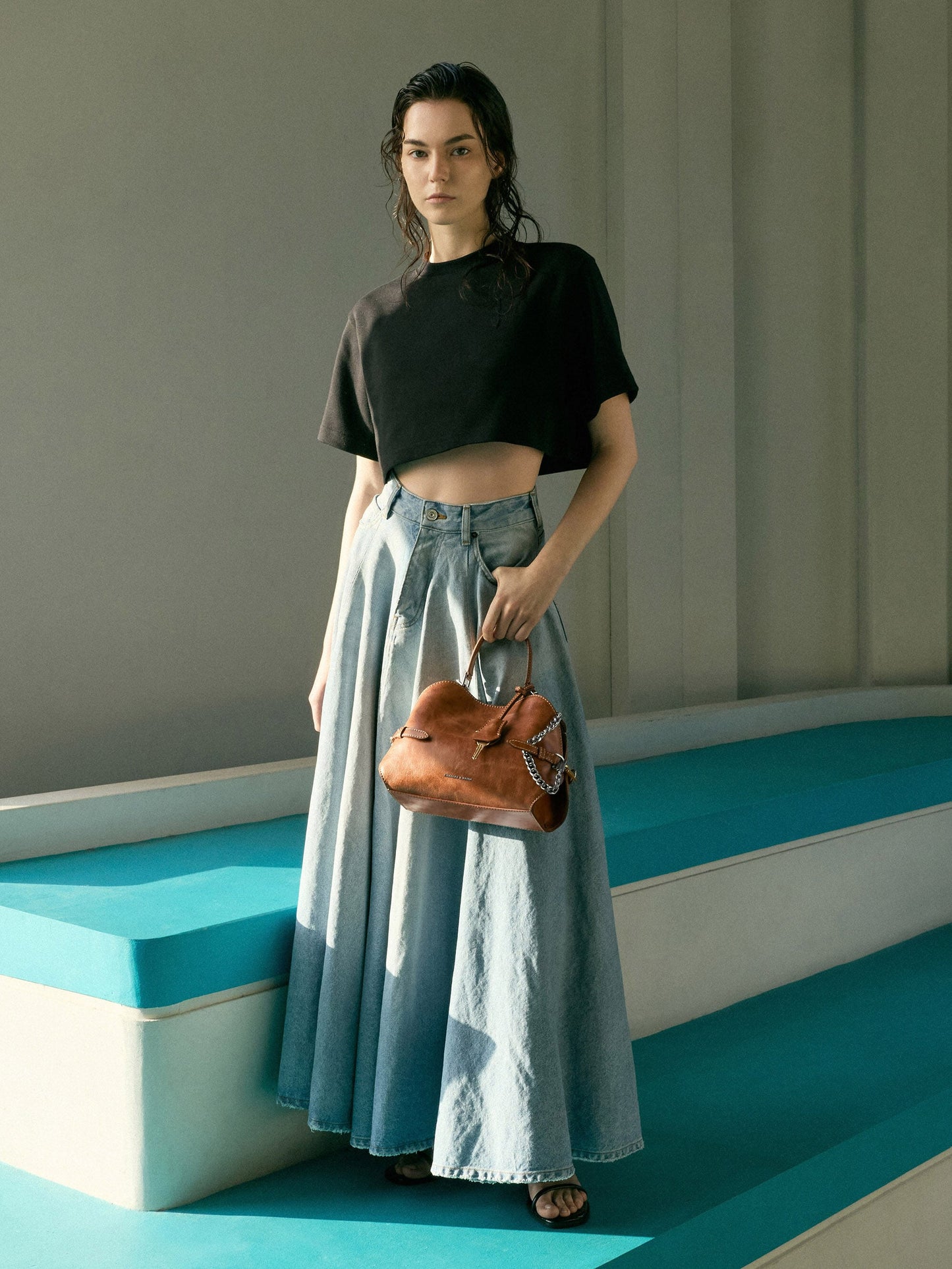Delfina Chain Side-Belt Tote Bag - Distressed Tan | CHARLES & KEITH