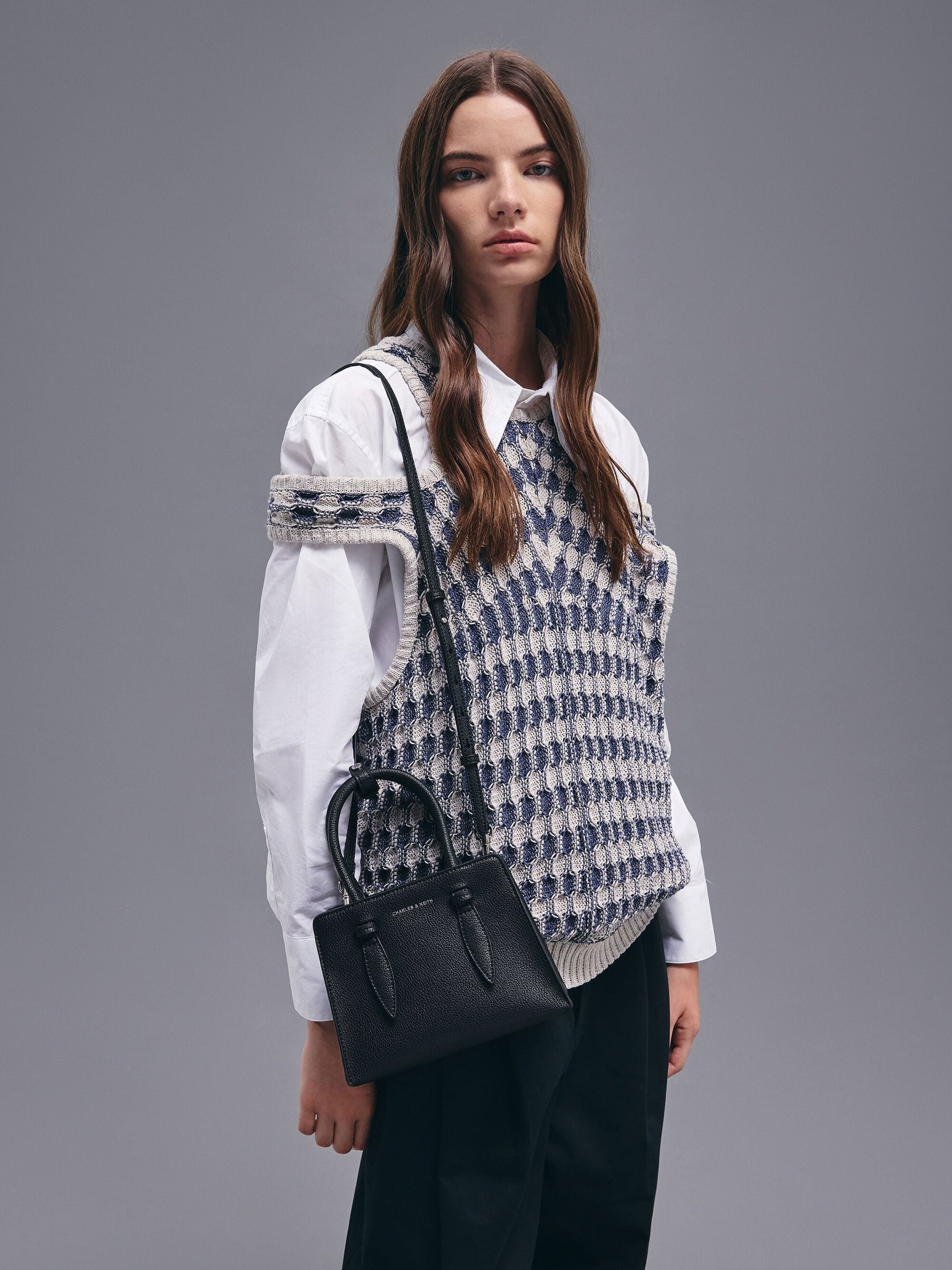 Allyn Structured Trapeze Tote Bag - Noir | CHARLES & KEITH