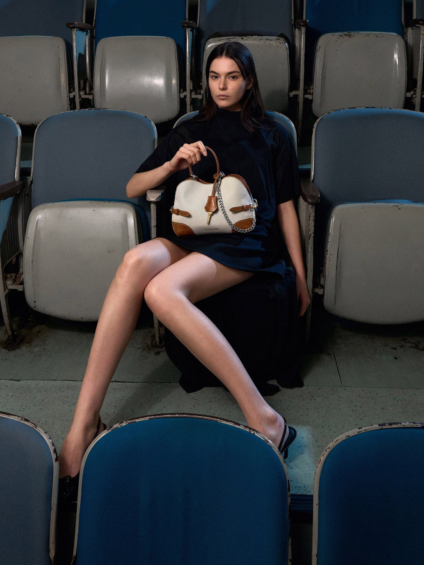 Delfina Canvas Chain Side-Belt Tote Bag - Multi | CHARLES & KEITH