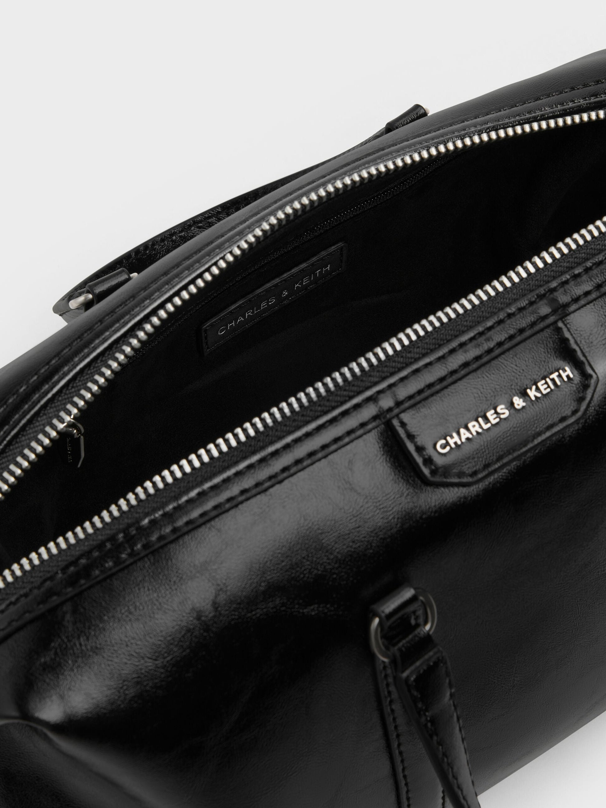 Fergie Bowling Bag - Noir | CHARLES & KEITH