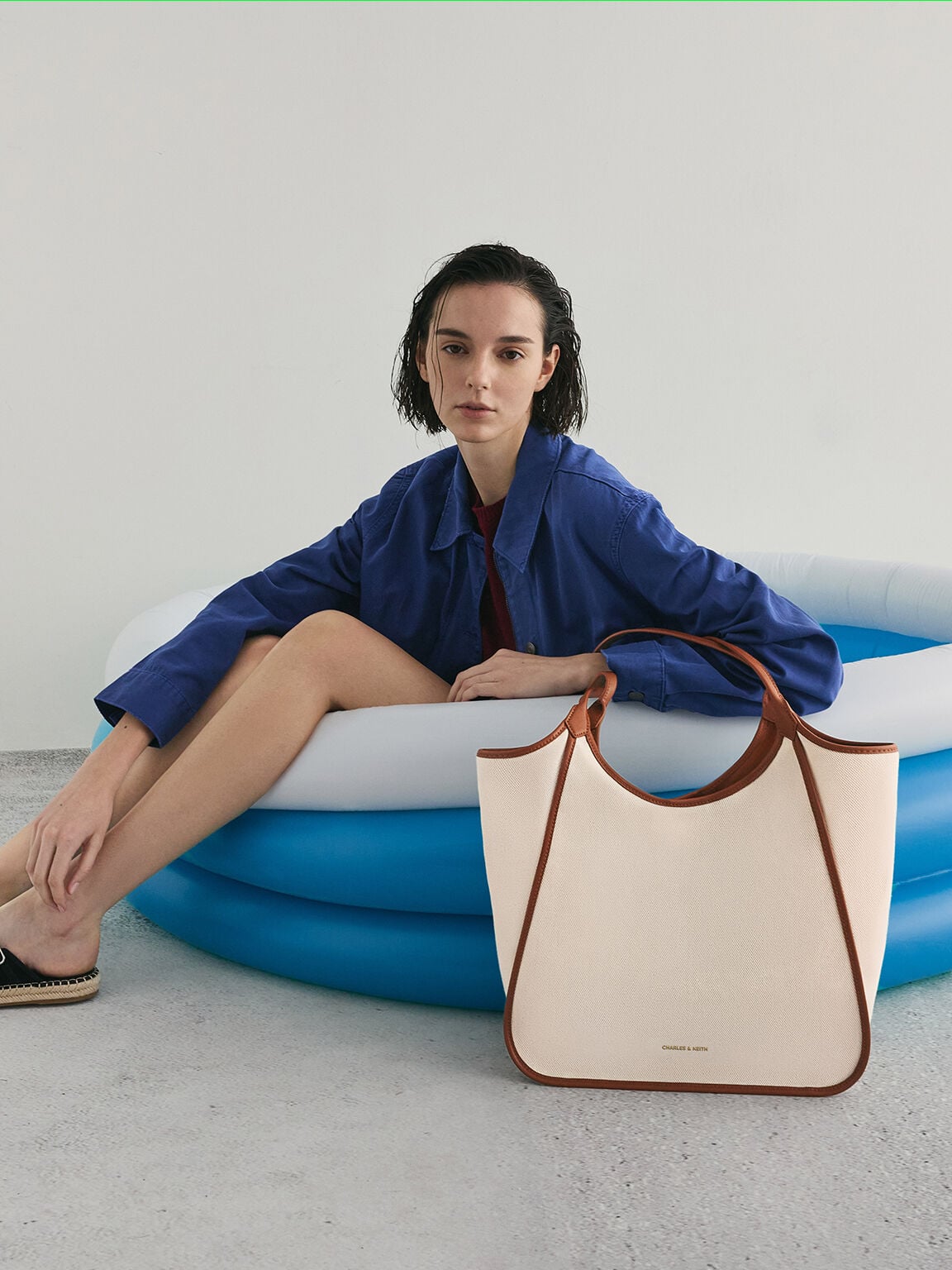 Sianna Canvas Contrast-Trim Tote Bag - Taupe Canvas | CHARLES & KEITH