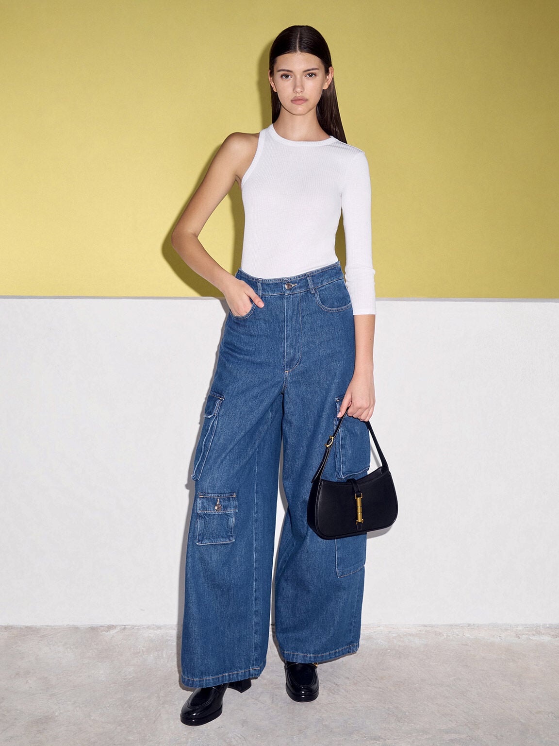 Cesia Metallic-Accent Shoulder Bag - Black | CHARLES & KEITH