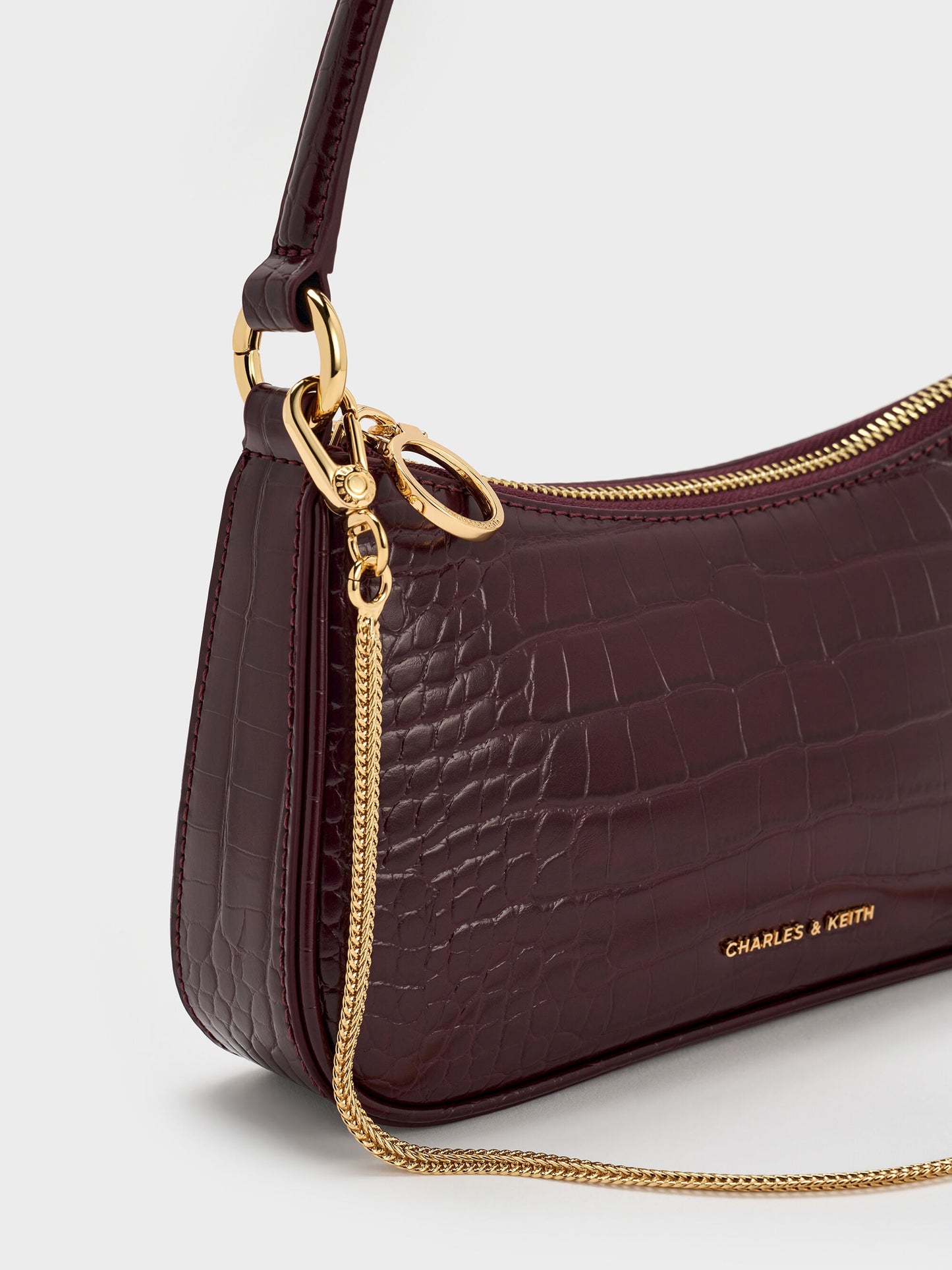 Elspeth Croc-Effect Chain-Link Shoulder Bag - Maroon Red Croco | CHARLES & KEITH