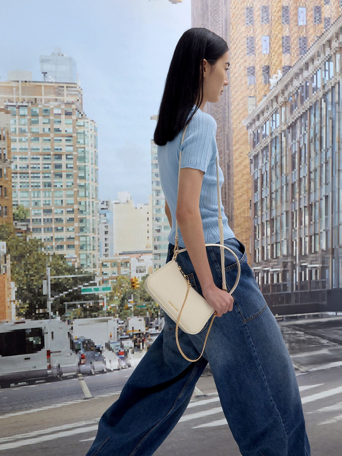 Elspeth Croc-Effect Chain-Link Shoulder Bag - Cream Croco | CHARLES & KEITH