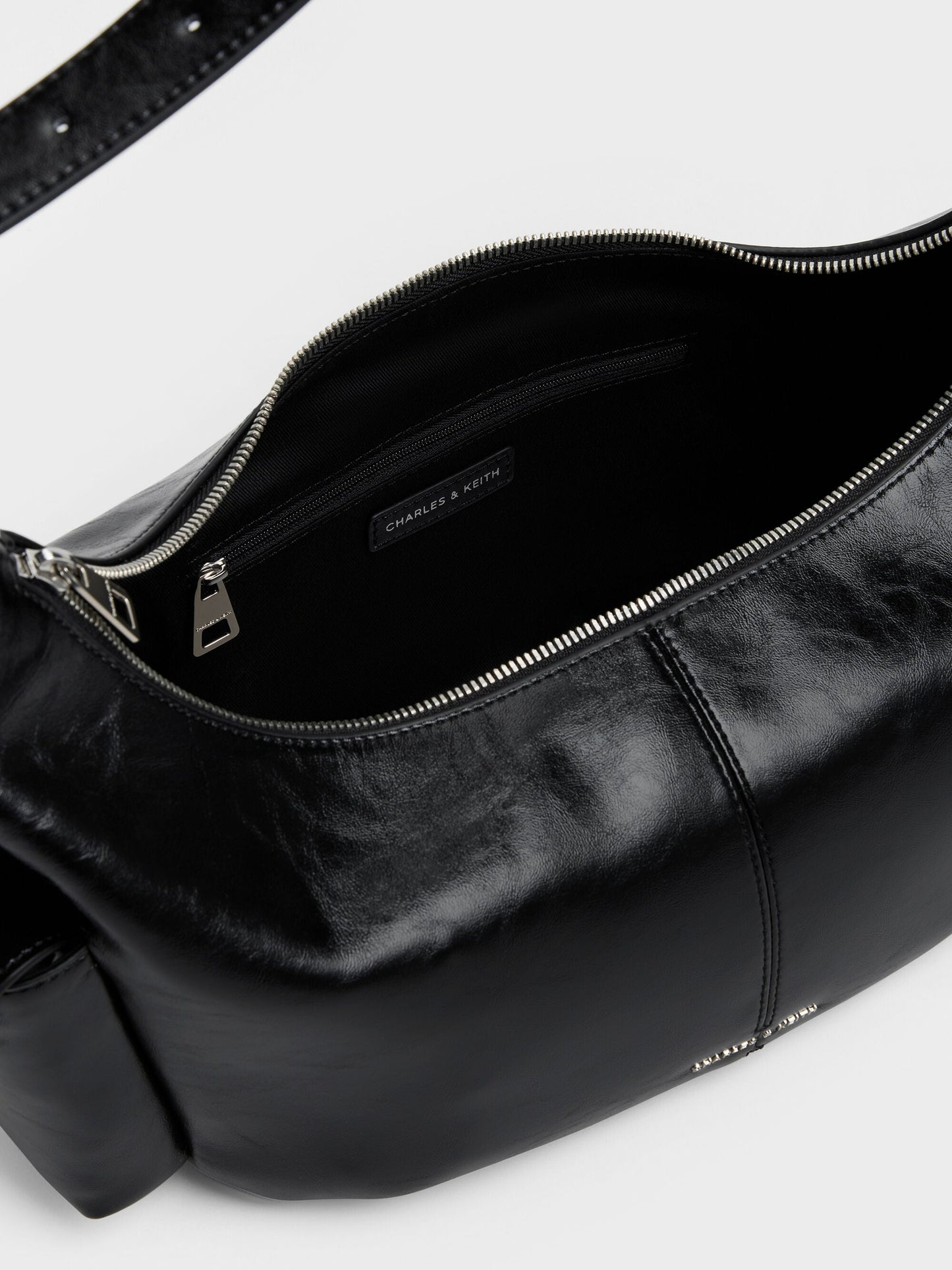 Large Bessie Side-Pocket Hobo Bag - Noir | CHARLES & KEITH