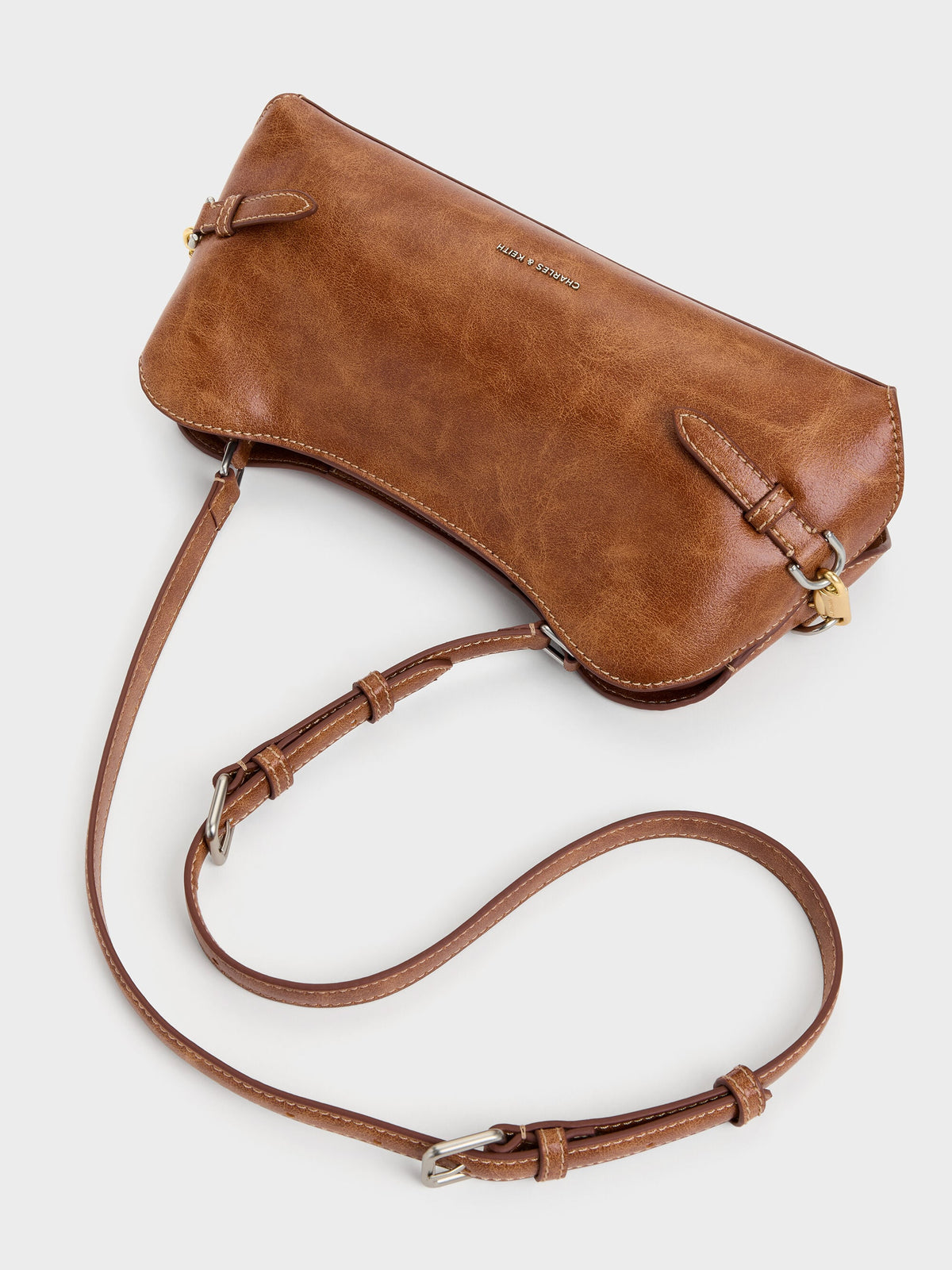 Delfina Chain Side-Belt Shoulder Bag - Distressed Tan | CHARLES & KEITH