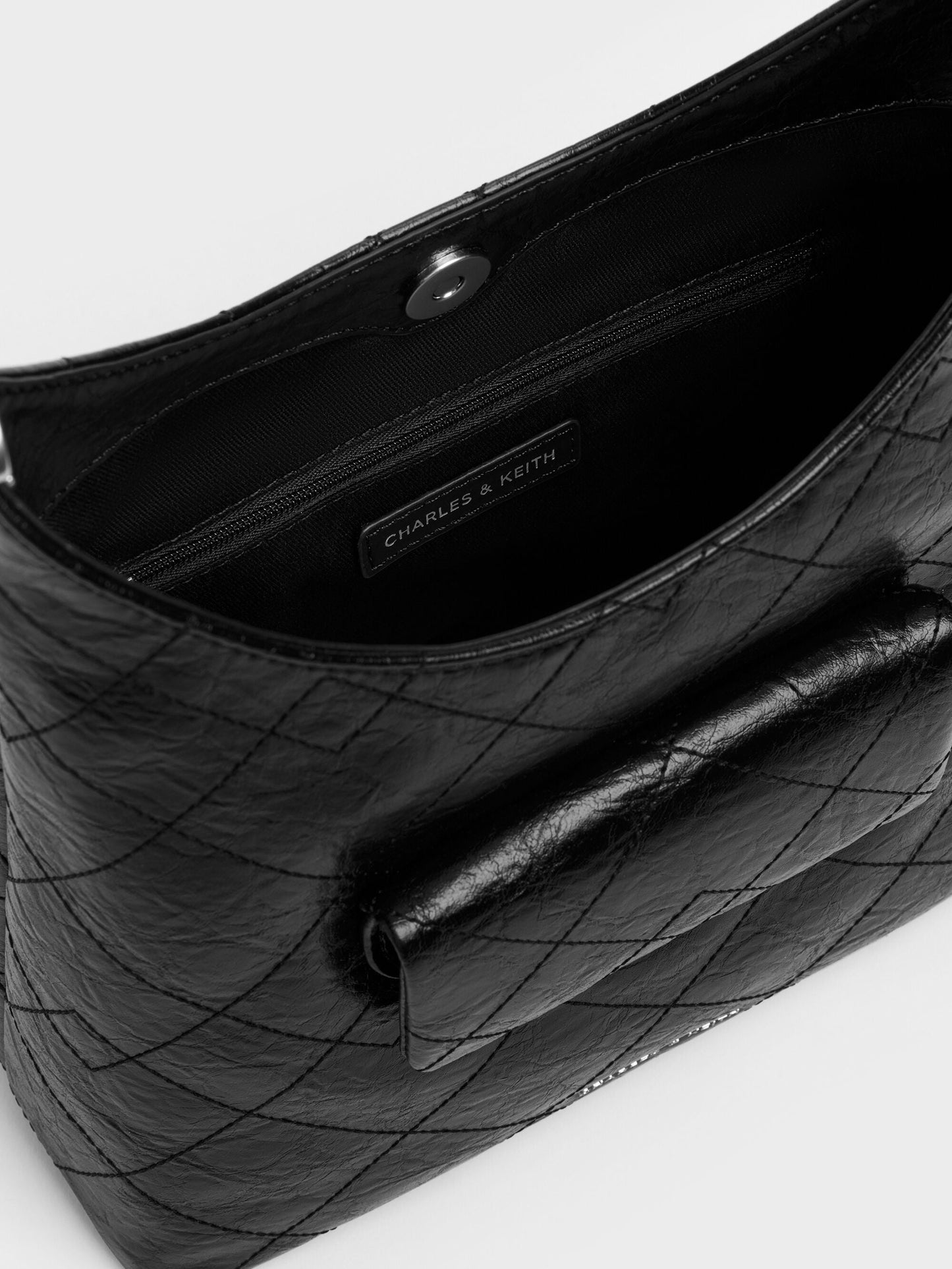 Duo Quilted Front-Pocket Chain Hobo Bag - Noir | CHARLES & KEITH
